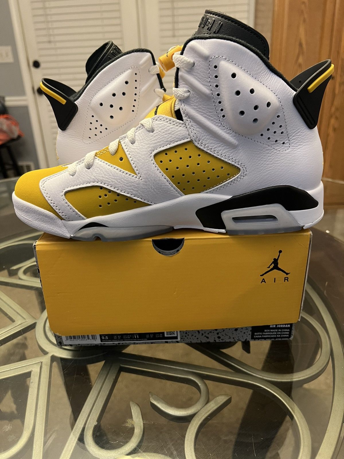 Jordan Brand Jordan 6 Retro Yellow Ochre 2024 Size US 9.5 / EU 42-43 - 7 Thumbnail