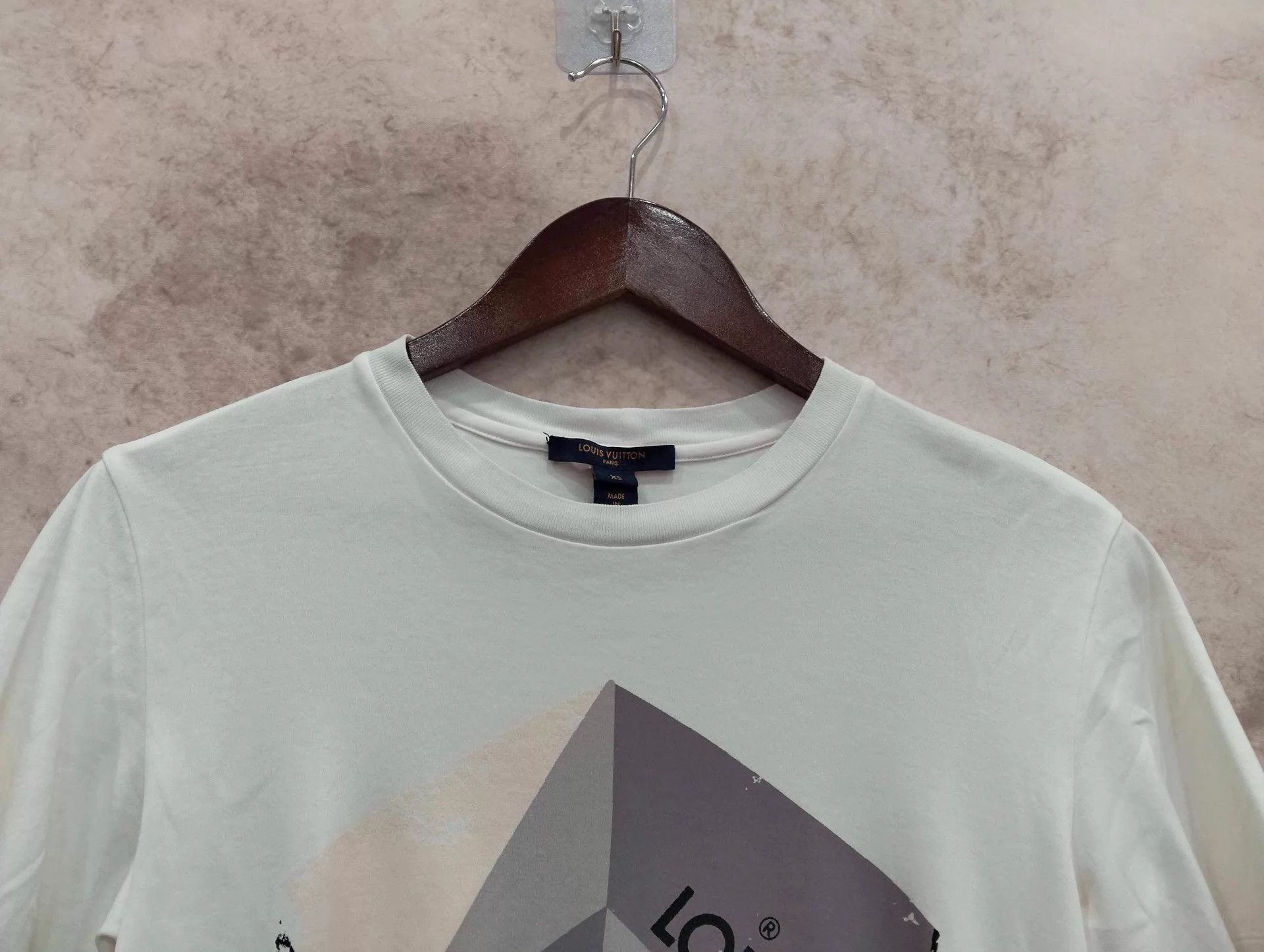 Louis Vuitton LV white geometric print crewneck short-sleeve XS Size XS / US 0-2 / IT 36-38 - 3 Thumbnail