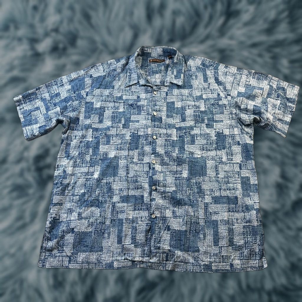 Tori Richard Tori Richard Button-Up Shirt Mens 2XL Blue Hawaiian Geometric Cotton Lawn Short Sleeve Classic Camp Casual Travel Size US XXL / EU 58 / 5 - 1 Thumbnail