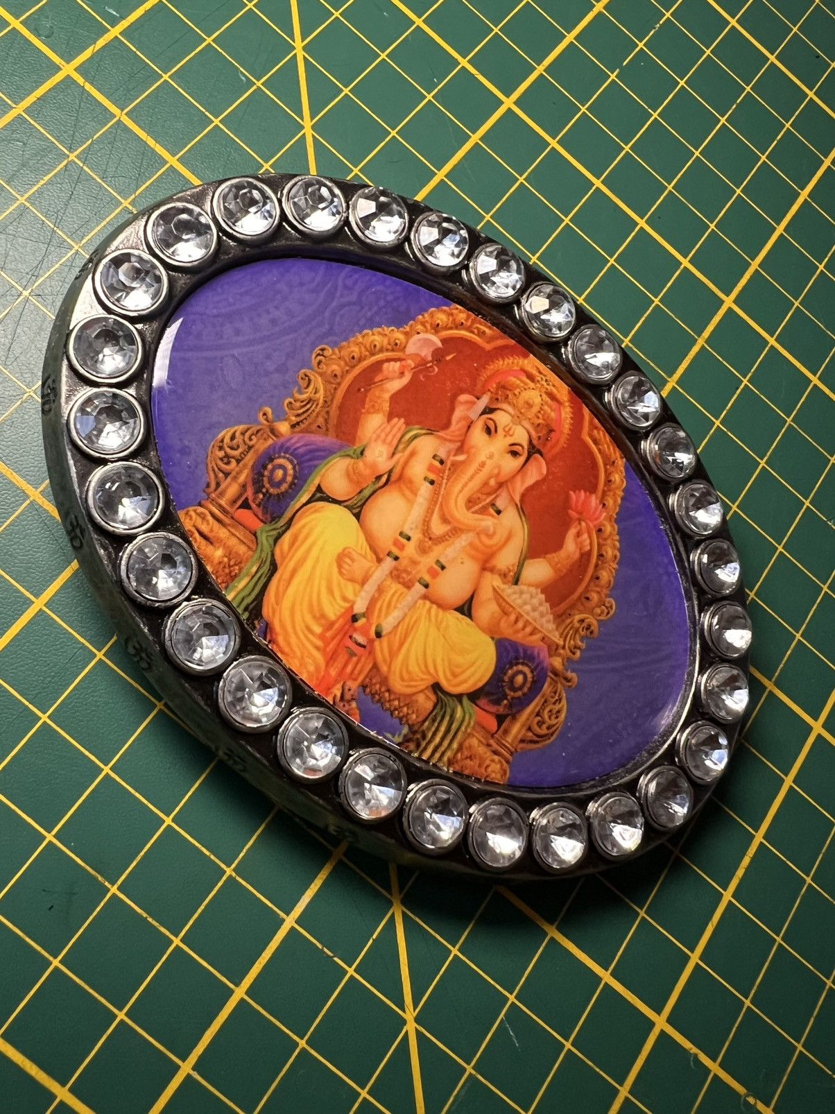 Vintage Xl rhinestone Iced out “Lord Ganesha” artisanal Belt Buckle Size ONE SIZE - 5 Thumbnail