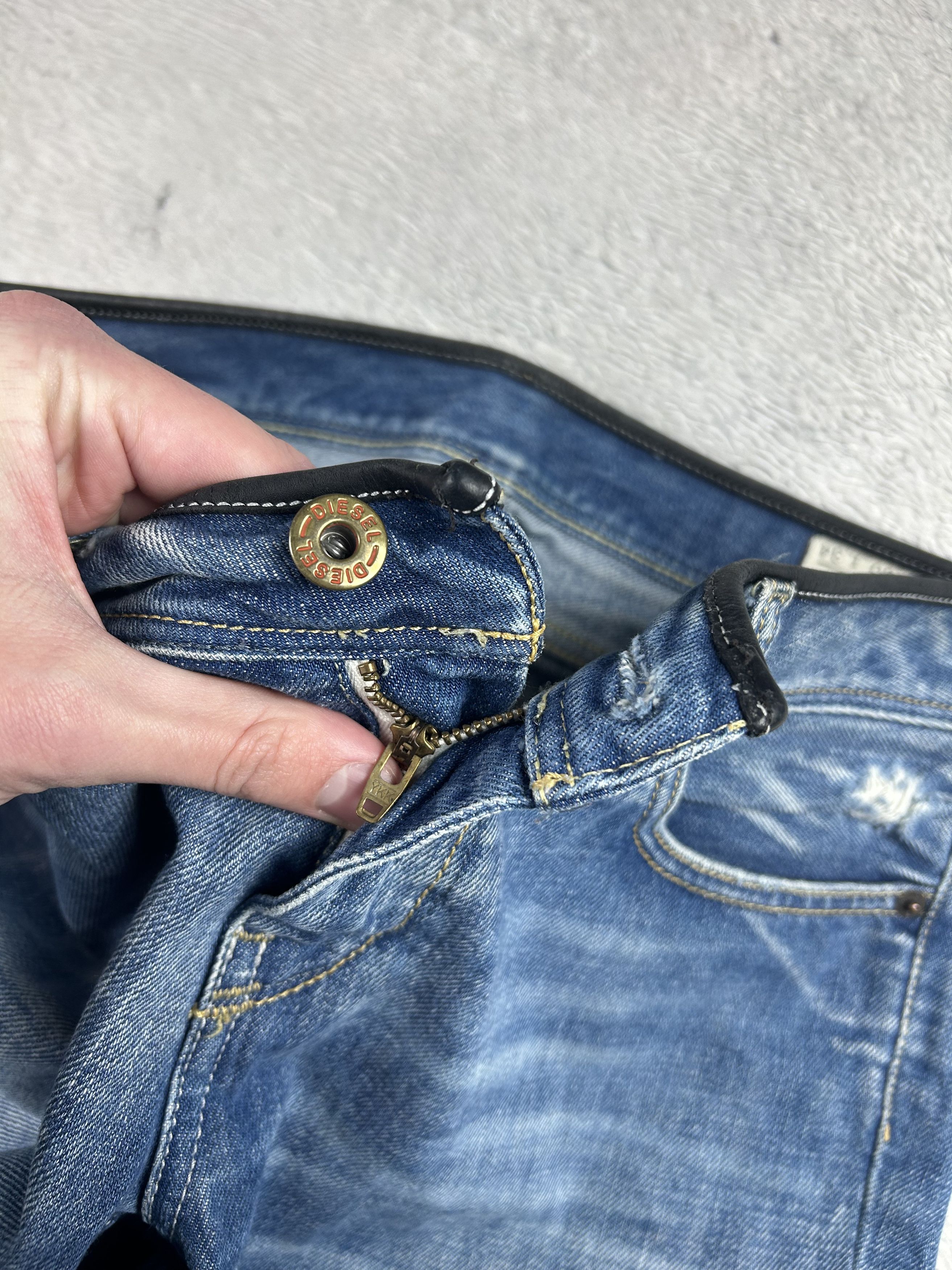 Diesel × Vintage Diesel Jeans Bebel Women Wash 0070Z Low Rise Straight Size 28" / US 6 / IT 42 - 11 Thumbnail