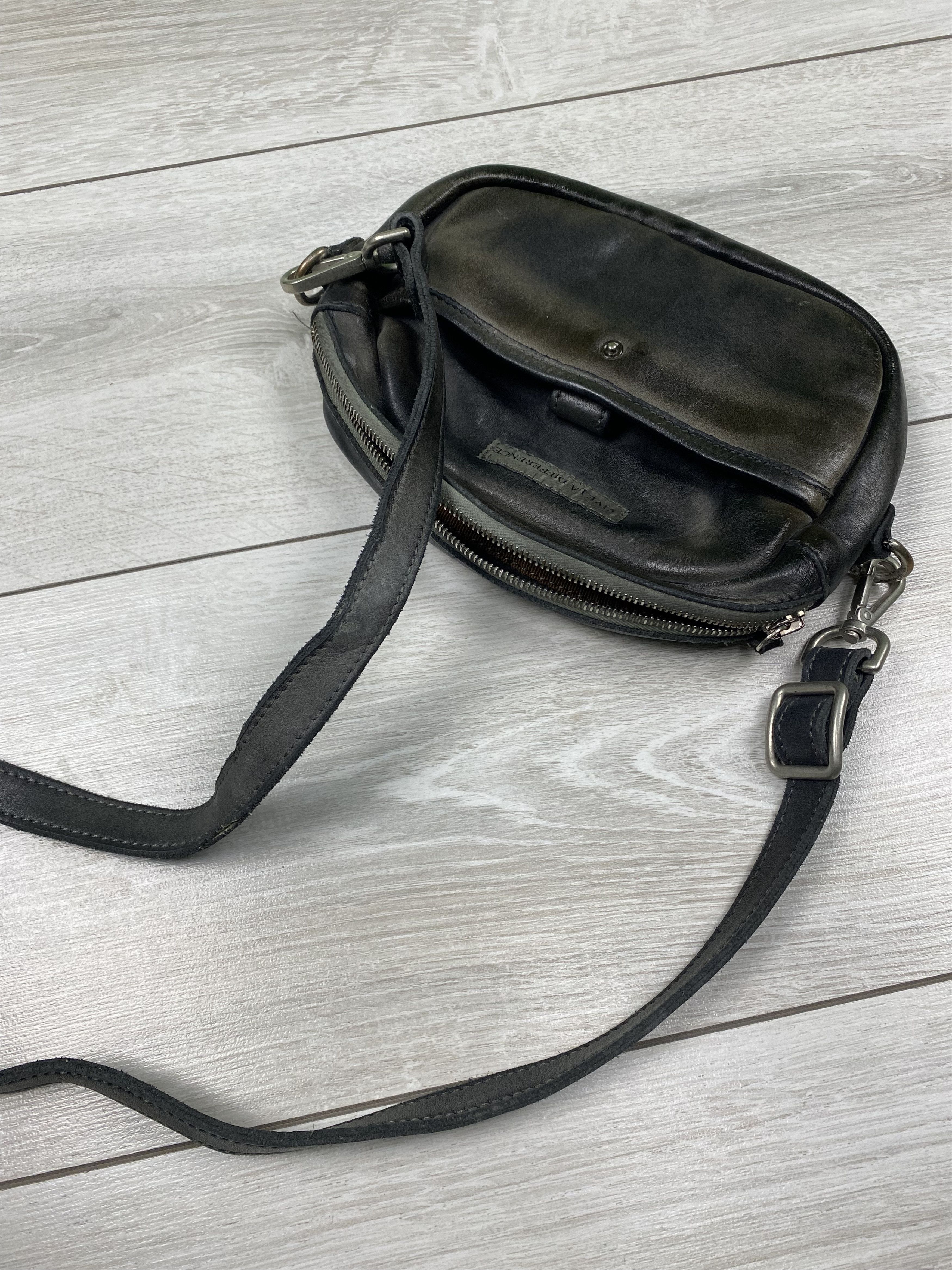 Other Rare Vive la difference messenger leather distressed bag Size ONE SIZE - 9 Thumbnail