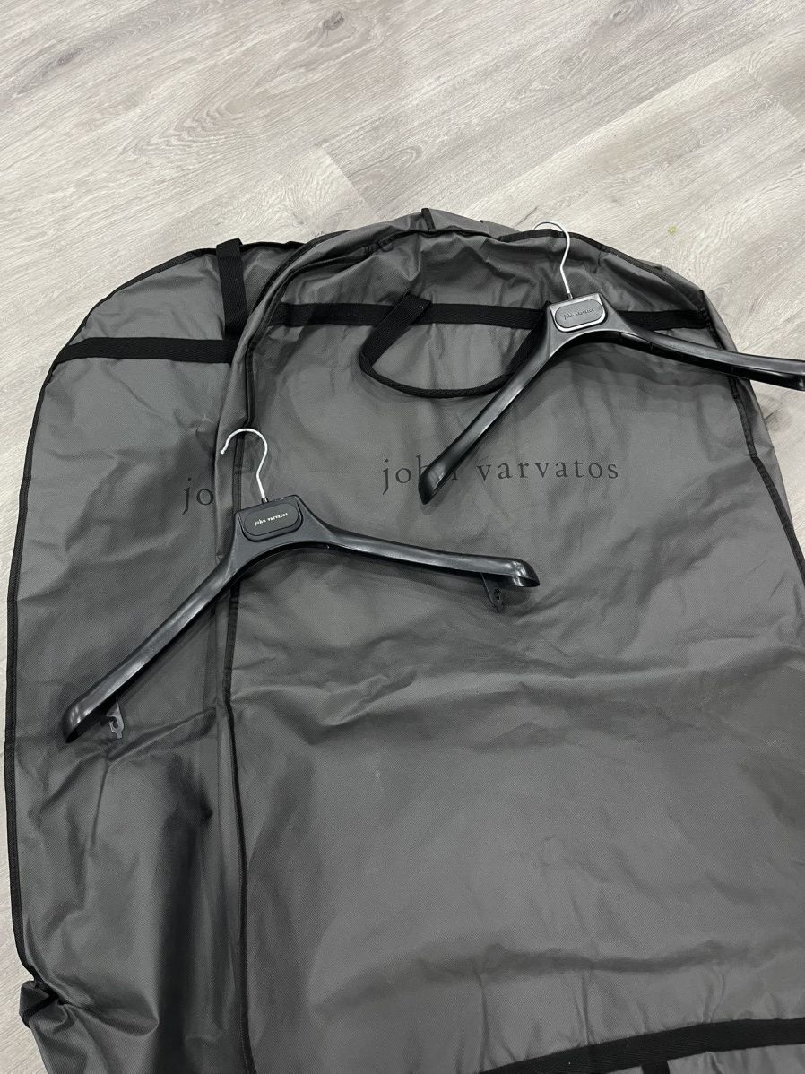 John Varvatos John Varvatos Garment Bag and 2 Hangers Size ONE SIZE - 2 Thumbnail