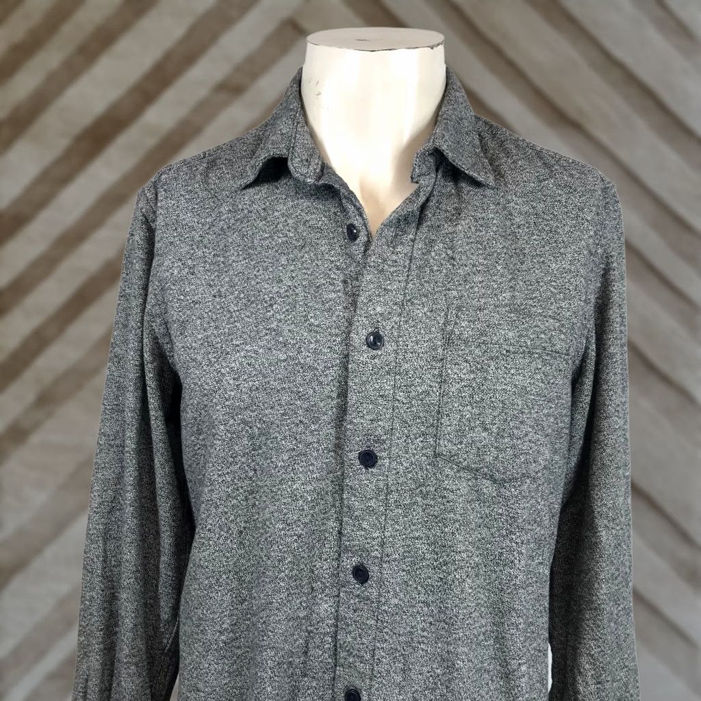 Grayers Grayers Heritage Flannels Button-Down Shirt Mens M Grey Salt and Pepper Cotton Button-Up Shirt Size US M / EU 48-50 / 2 - 1 Thumbnail