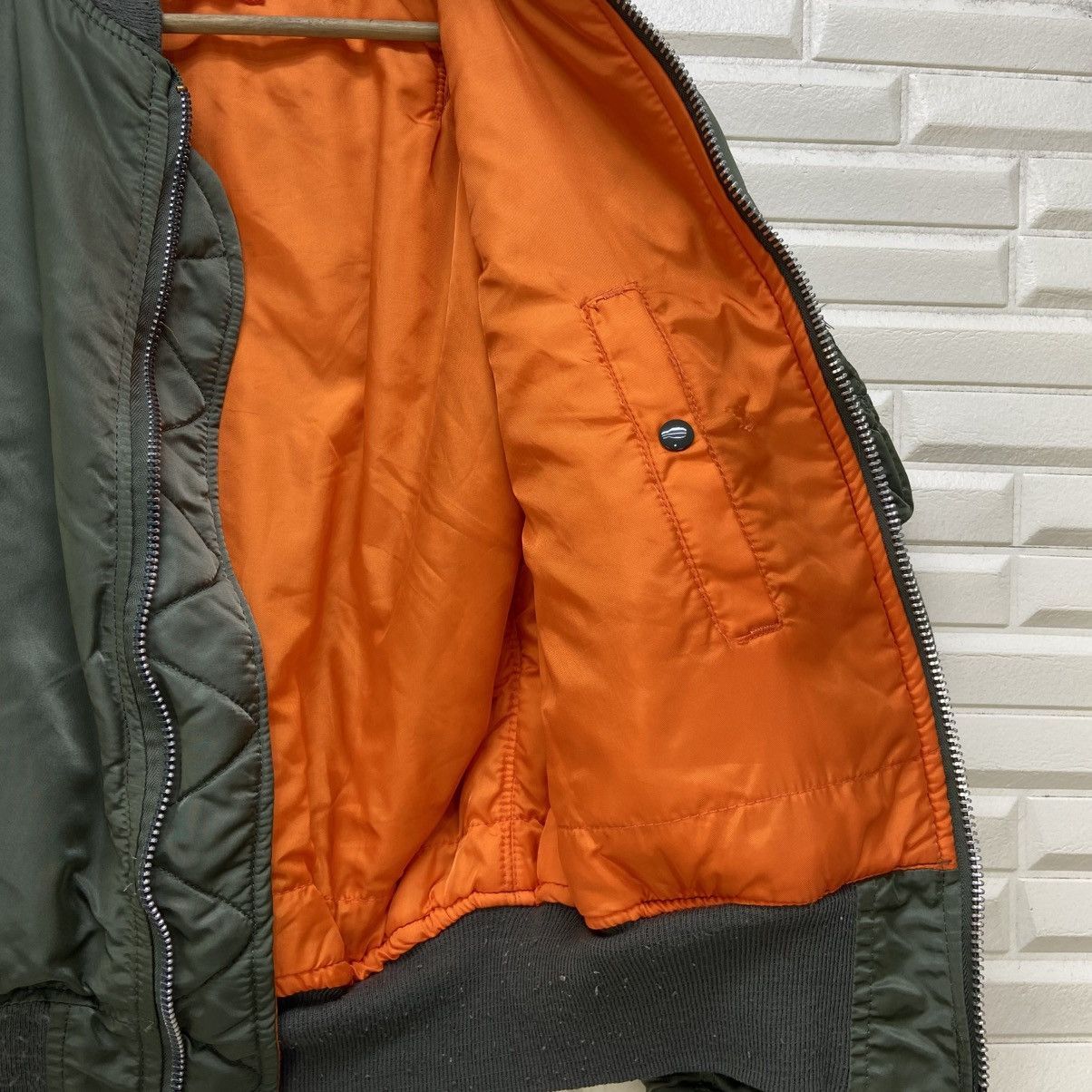 Alpha Industries Vintage Alpha Industries MA-1 Bomber Flight Jacket Size US M / EU 48-50 / 2 - 18 Thumbnail