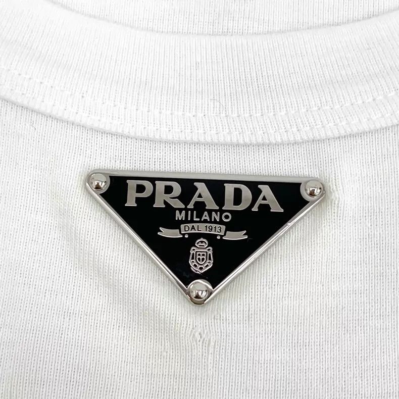 Prada Prada 23 white triangle cotton round-neck sleeveless vest Size M / US 6-8 / IT 42-44 - 5 Thumbnail