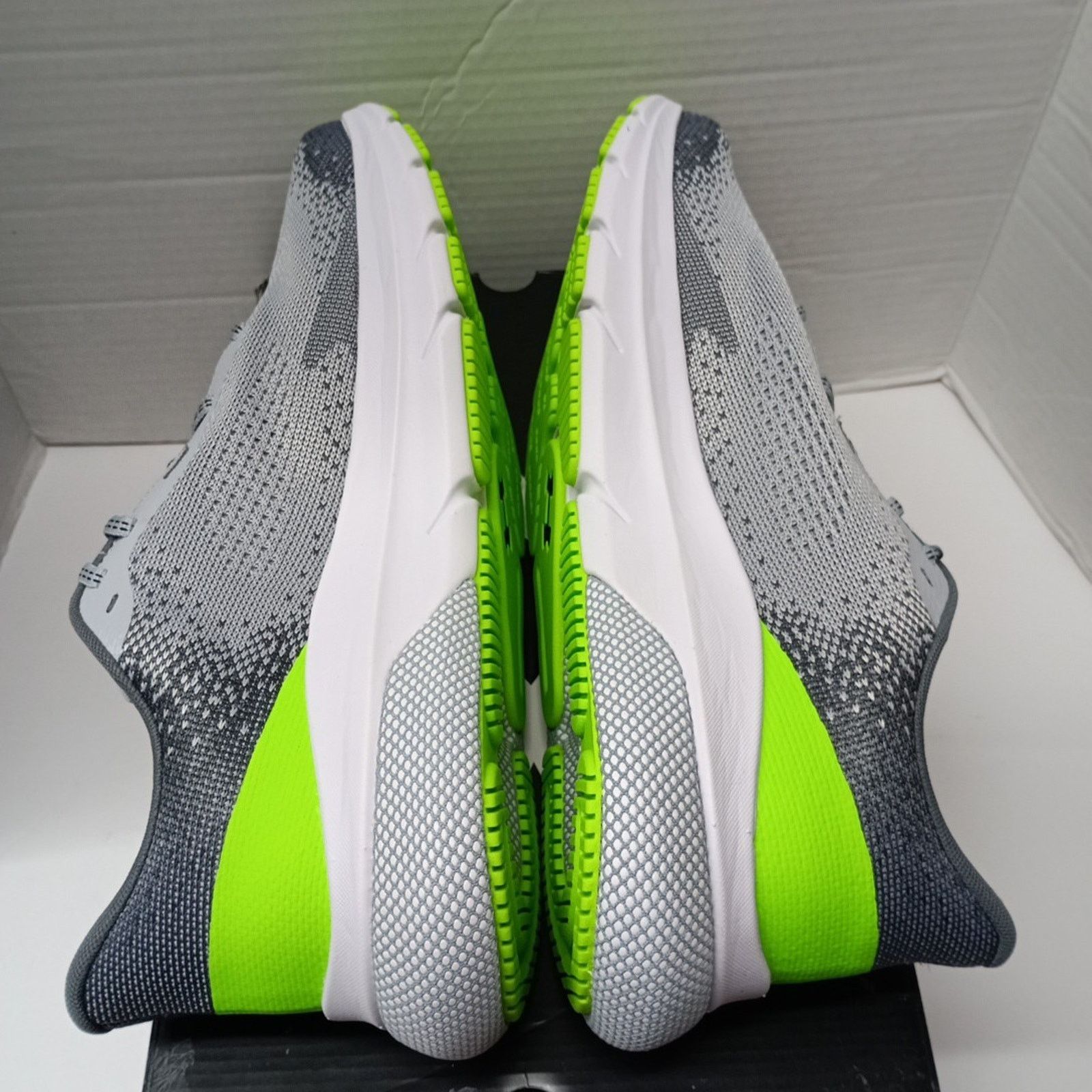 Under Armour Under Armour HOVR Turbulence 2 Men Size 12 Gray / Neon Green Size US 12 / EU 45 - 6 Thumbnail