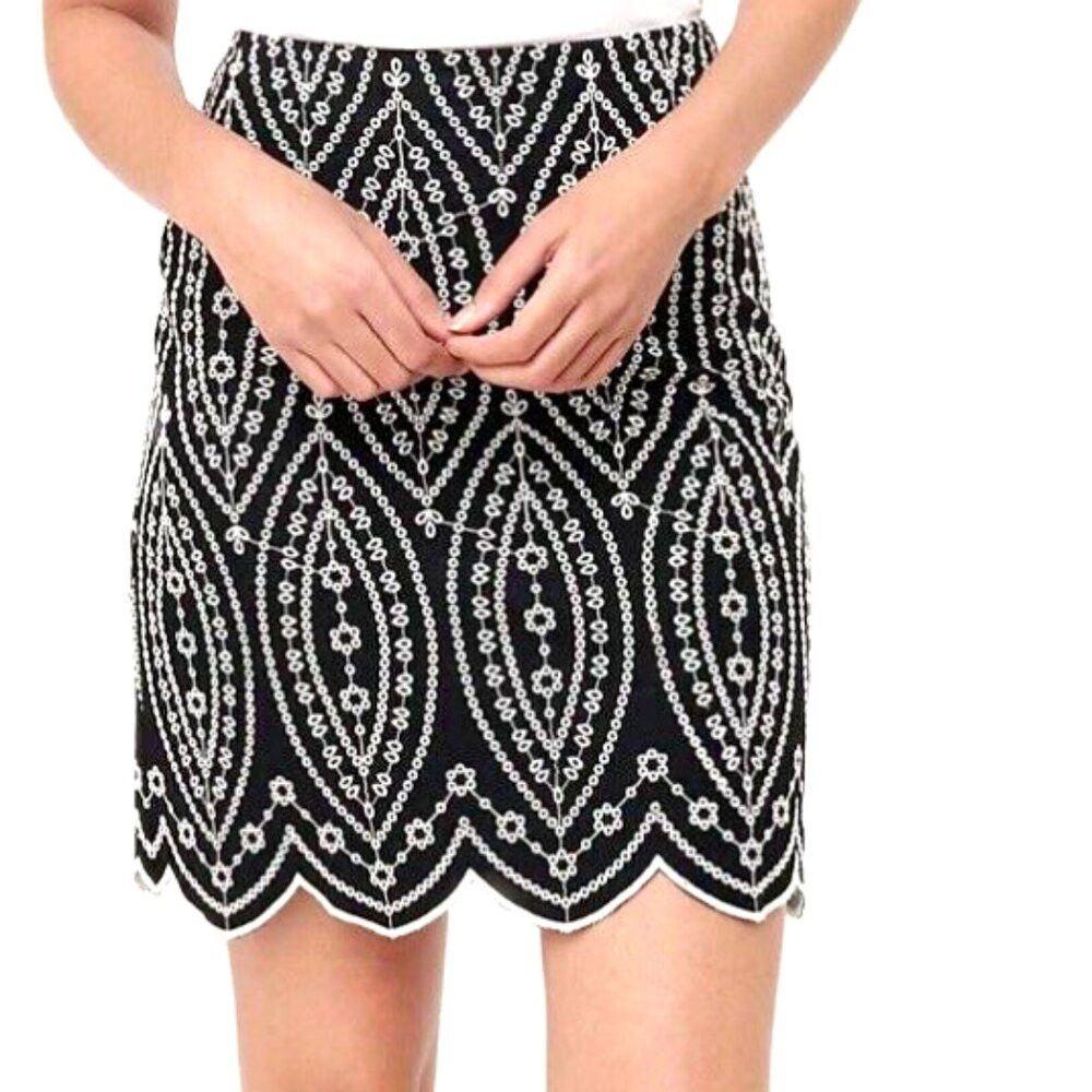 Loft New LOFT Cotton Black White Embroidered Scalloped Shift Ski Size 32" / US 10 / IT 46 - 1 Thumbnail