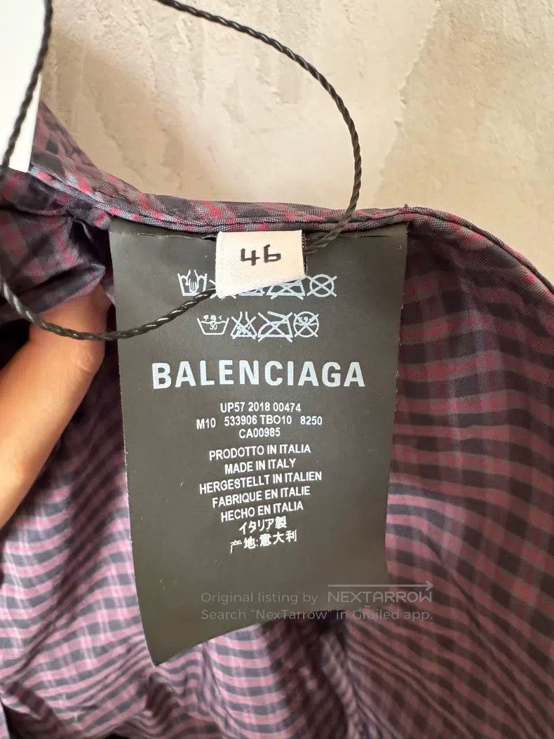Balenciaga Balenciaga Nylon Plaid Printed Small Logo Long Windbreaker Size US S / EU 44-46 / 1 - 6 Thumbnail