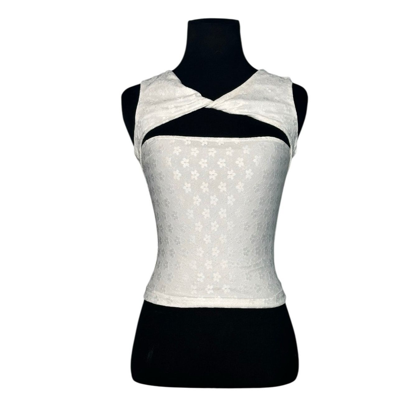 PRINCESS POLLY Princess Polly Martiney twisted white tank top size 2 Size XS / US 0-2 / IT 36-38 - 1 Thumbnail
