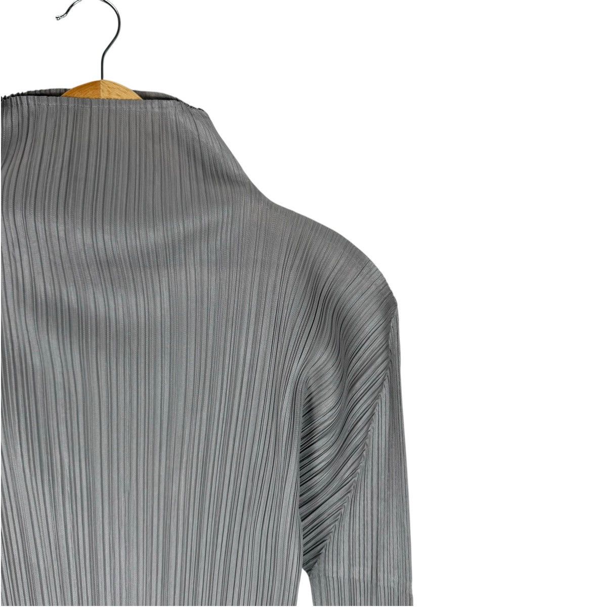 Issey Miyake × Pleats Please Issey Miyake ⚡️PLEATS PLEASE IS MOCK NECk LONG SLEEVE Size M / US 6-8 / IT 42-44 - 6 Thumbnail