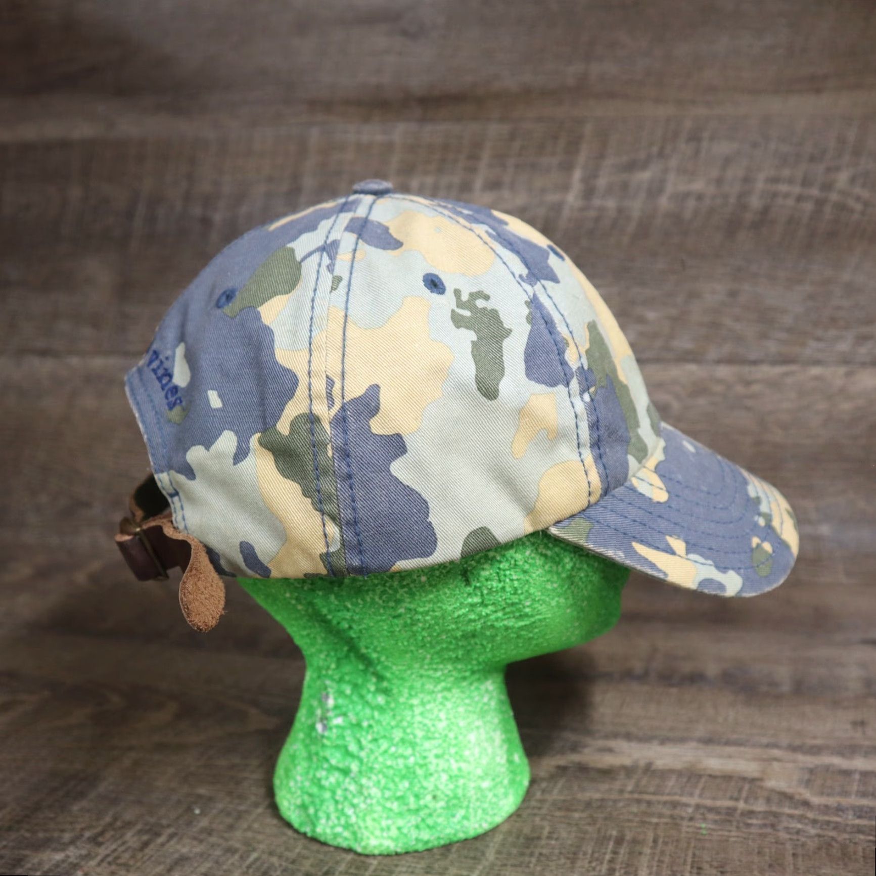 Vineyard Vines VINEYARD VINES Baseball Cap Hat Adult Adjustable Multicolor Camouflage Logo Whale Size ONE SIZE - 3 Thumbnail
