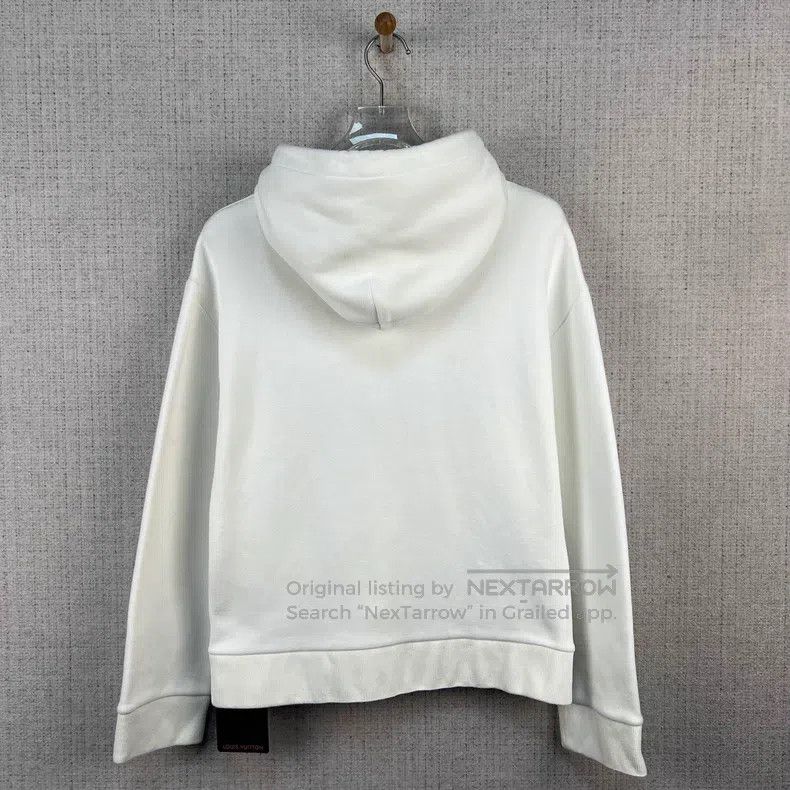 Louis Vuitton Louis Vuitton SS24 Pearl Pendant Logo Letter Embroidered H Size US M / EU 48-50 / 2 - 3 Thumbnail
