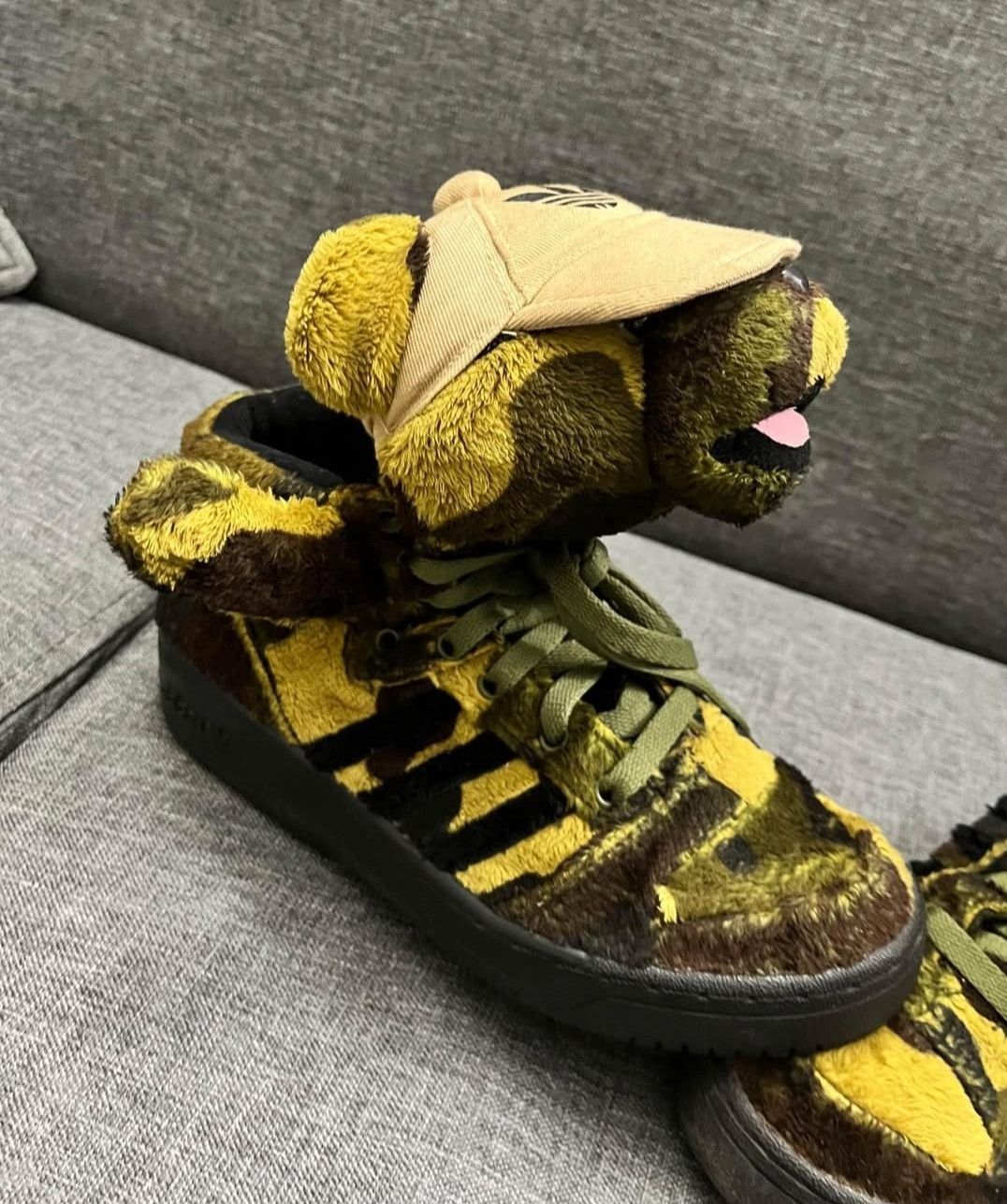 Adidas × Jeremy Scott RARE Adidas x Jeremy Scott camo teddy shoes Size US 5.5 / EU 38 - 6 Thumbnail