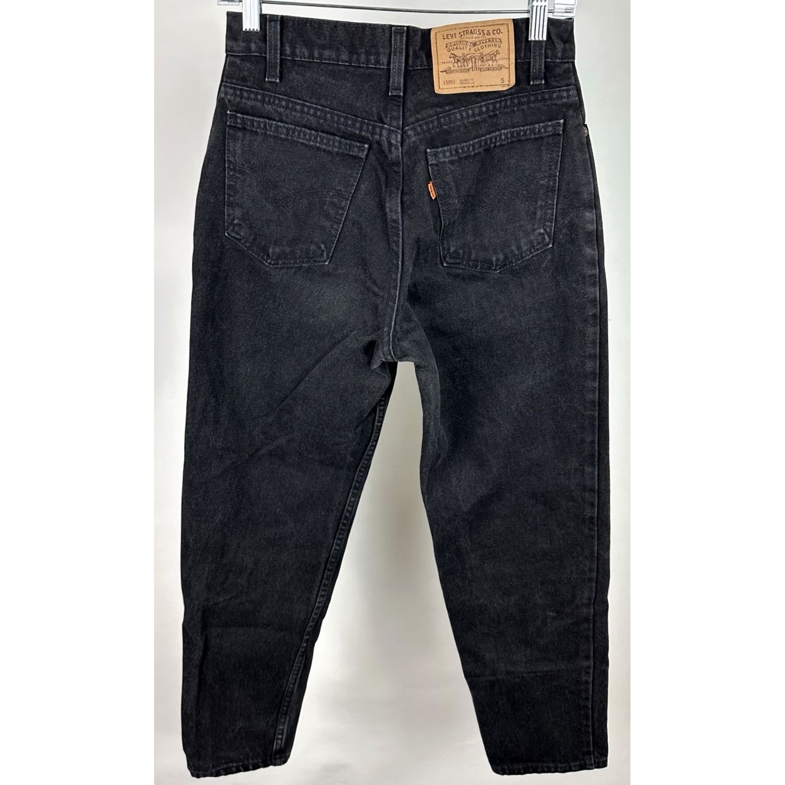 Levi's VINTAGE Levi's Jeans Womens 27x28 ACTUAL 15951 Orange Tab Black Denim Jeans Size 27" / US 4 / IT 40 - 2 Thumbnail