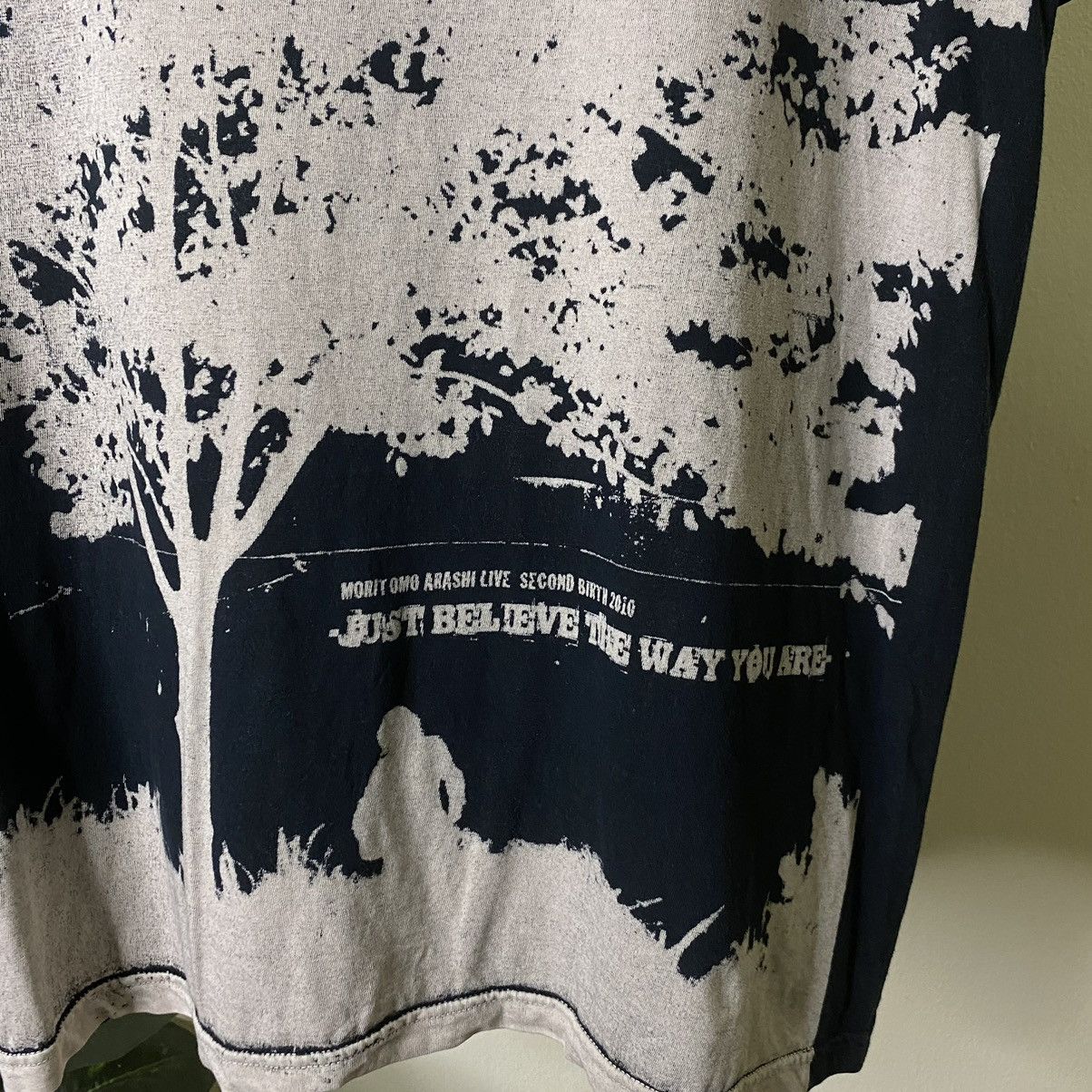Band Tees × Japanese Brand × Vintage Vintage 2010 Moritomo Arashi Live Second Birth Tour Tee Size US S / EU 44-46 / 1 - 3 Thumbnail
