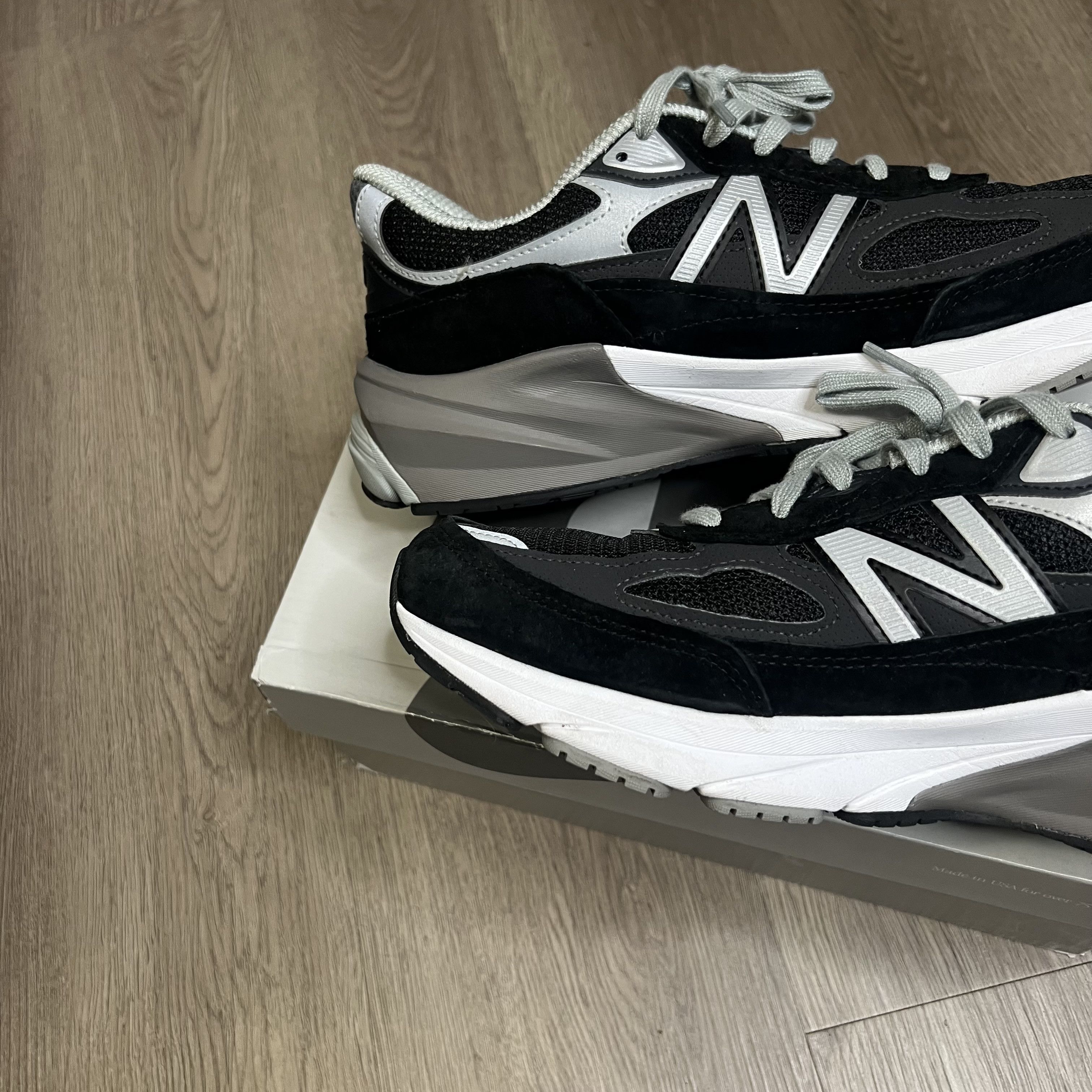 New Balance 990v6 MiUSA Black Grey White (Women's)