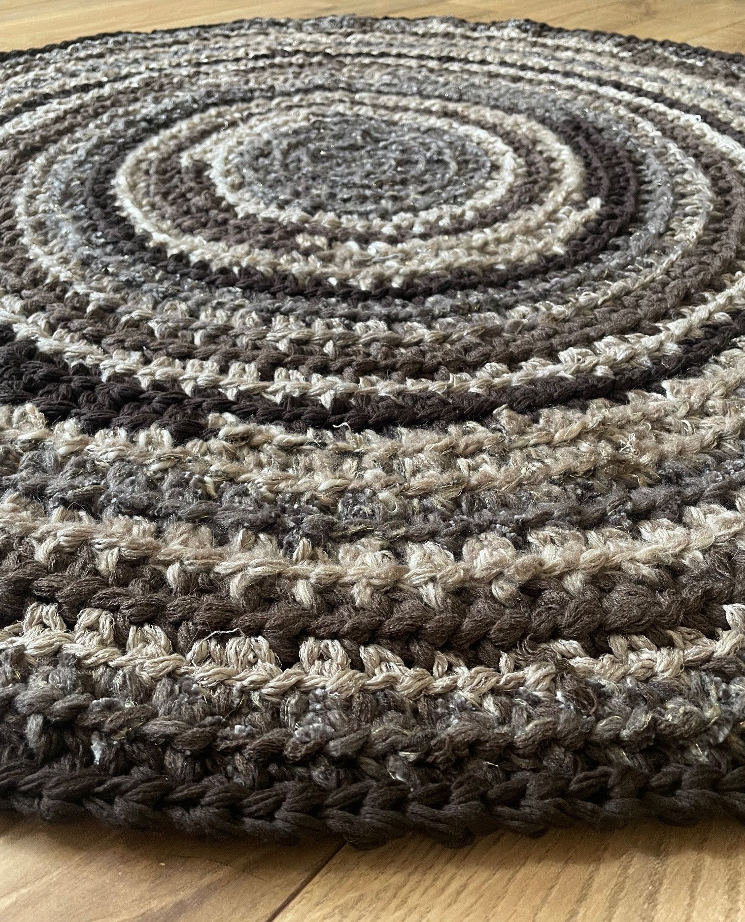 Other Round brown-beige rug, diameter 106 cm, handmade Size ONE SIZE - 2 Thumbnail
