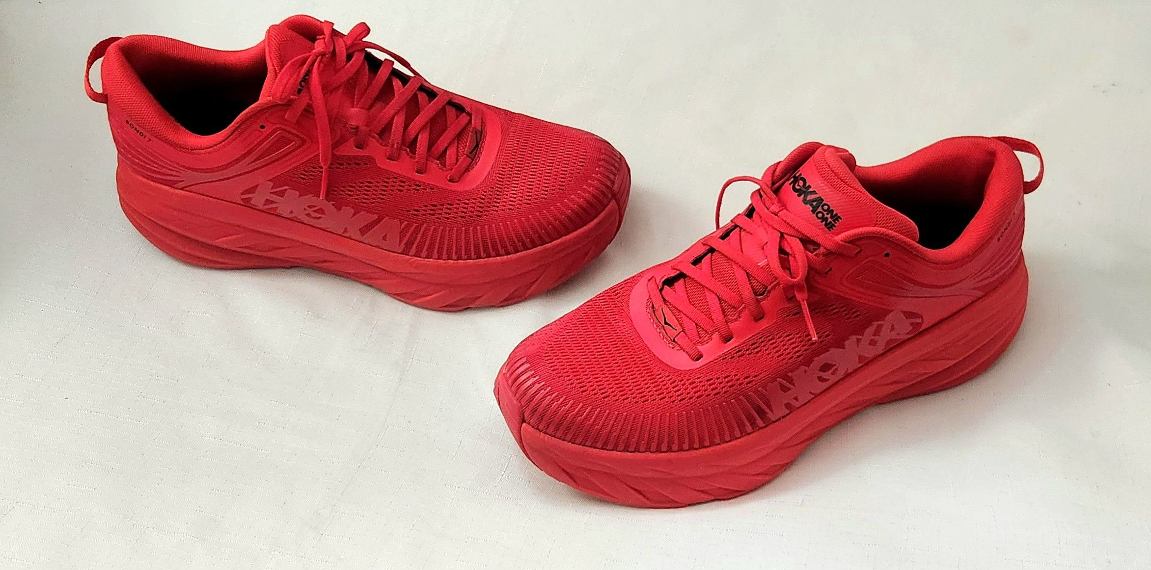 Hoka HOKA ONE ONE Bondi 7 High Risk Red 1110518-HRRB RARE SZ 11 Size US 11 / EU 44 - 2 Thumbnail