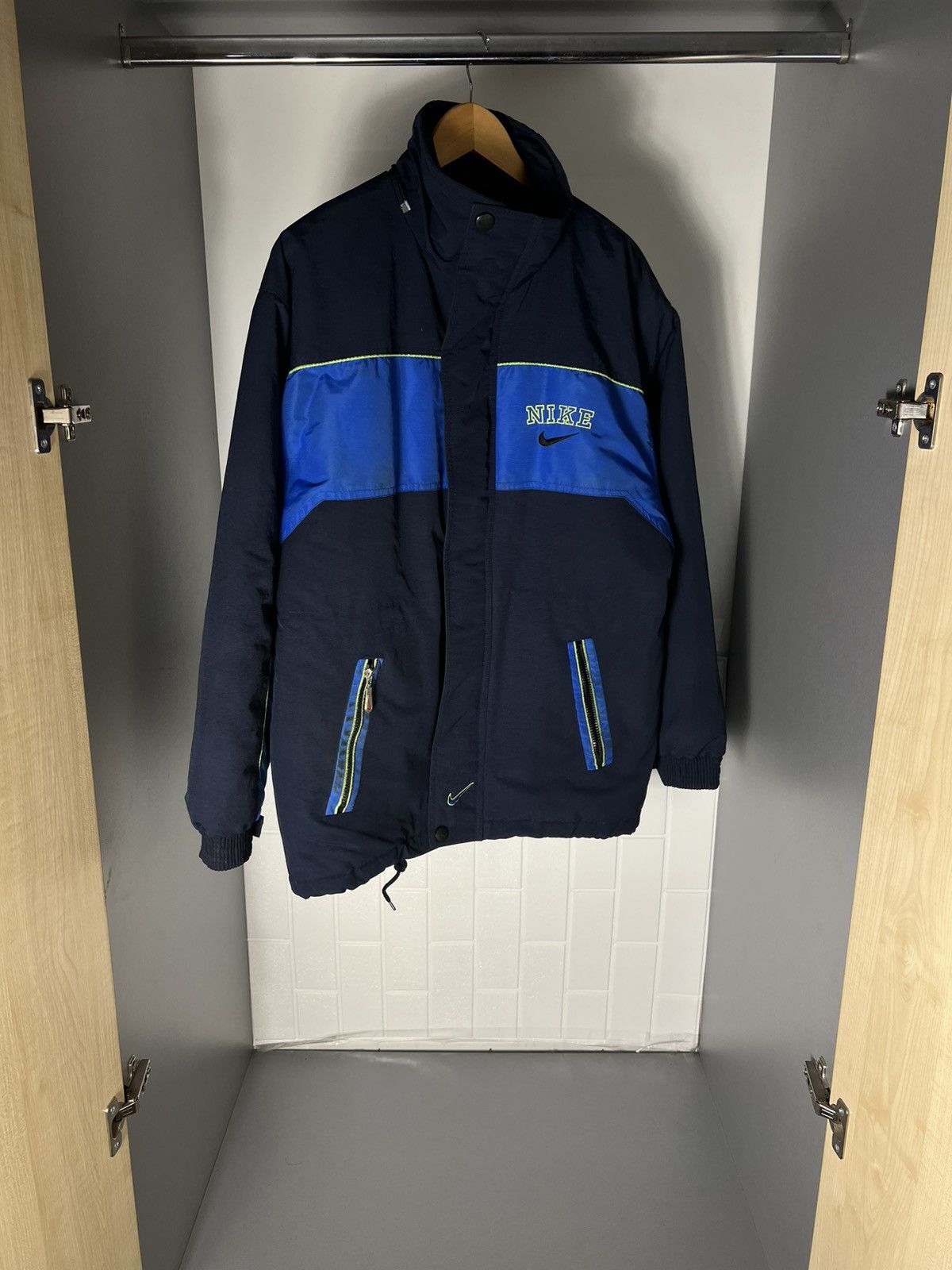 Vintage VERY RARE NIKE BIG LOGO SWOOSH RETRO JACKET INTER MILAN SOCCER JERSEY Y2K 90s Size US XXL / EU 58 / 5 - 5 Thumbnail