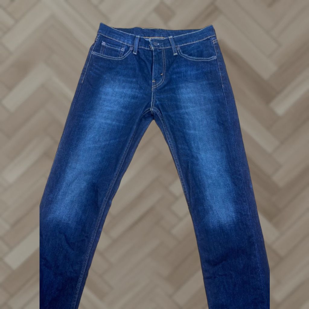 Levi's Levi's 511 Slim Fit Jeans Mens 30x31 Blue Denim Stretch Tapered Casual Regular Inseam 31 Size US 30 / EU 46 - 1 Thumbnail