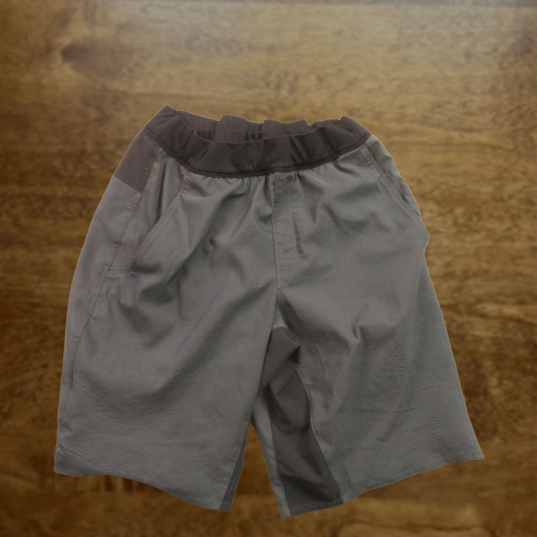 The North Face The North Face Shorts Mens Medium Outdoor Workout Lightweight Activewear Black Size US 26 / EU 42 - 1 Thumbnail