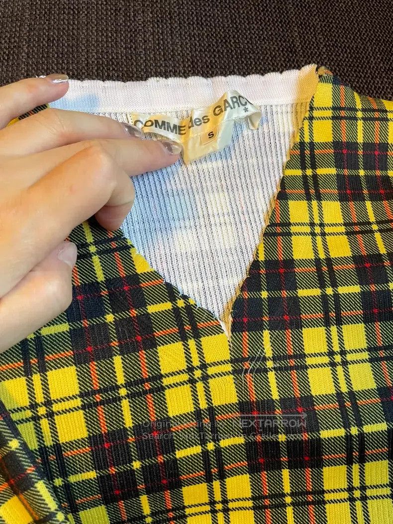 Comme des Garcons Comme Des Garcons Plaid three-quarter sleeve V-neck ruffle Size S / US 4 / IT 40 - 8 Thumbnail