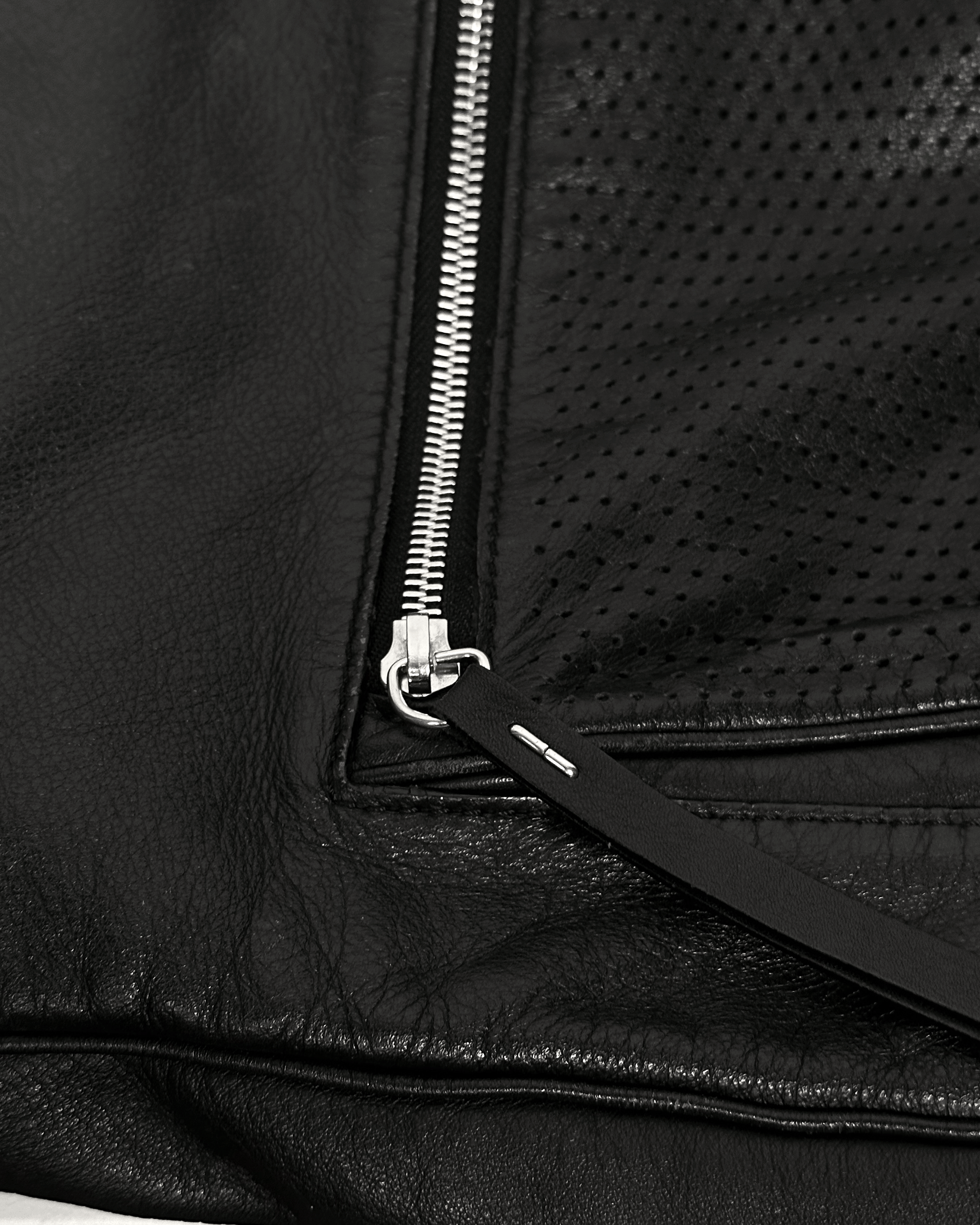 Maison Margiela Maison Margiela Perforated Pigskin Pocket Messenger Tote Bag Size ONE SIZE - 11 Thumbnail