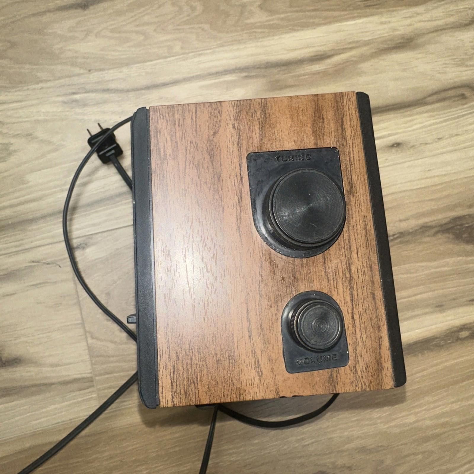 Genuine Leather Vintage GE 7-4115B AM/FM Radio Walnut Grain Tested Working Size ONE SIZE - 4 Thumbnail