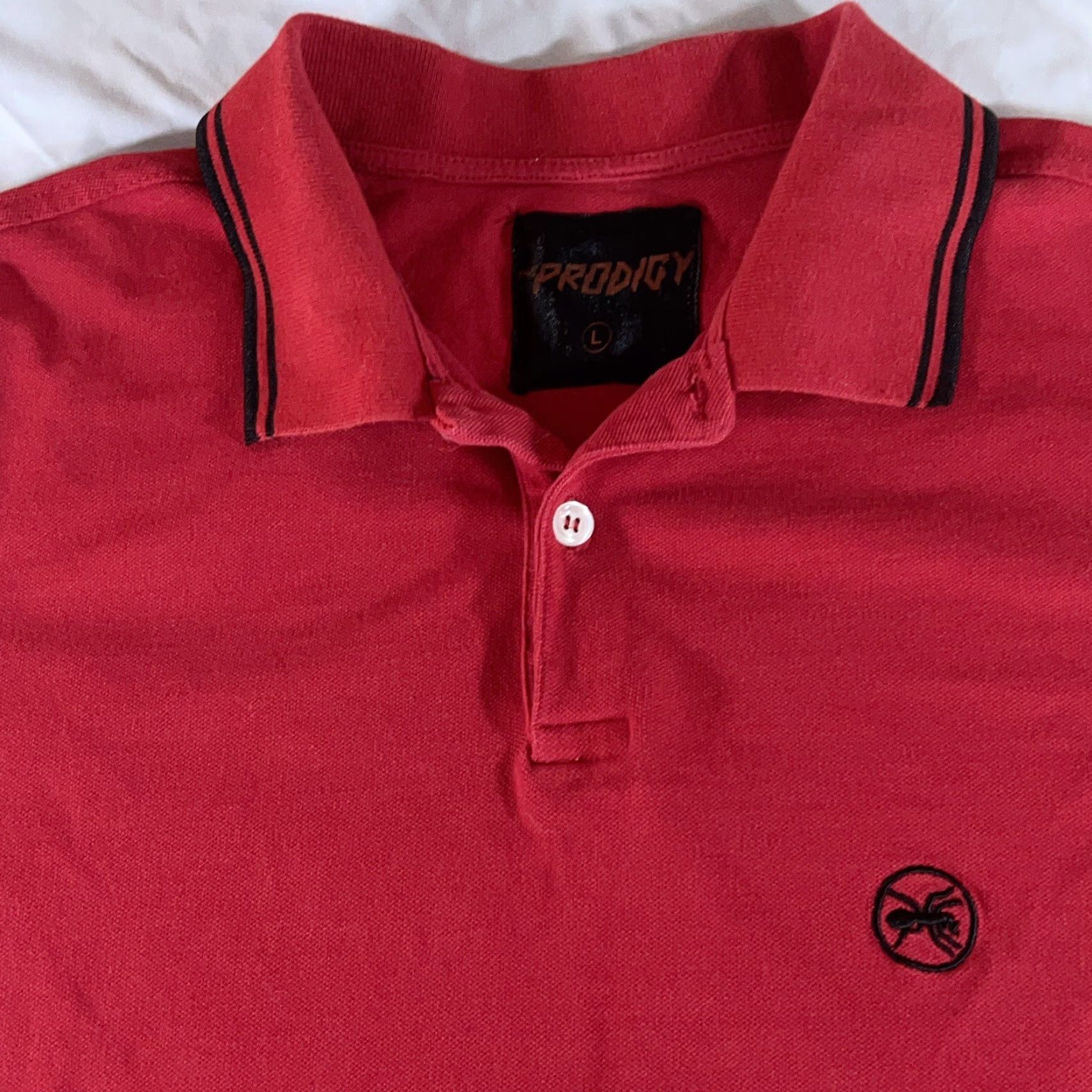 Vintage VINTAGE The Prodigy Ant Logo Official Band Slim Fit Red Polo Shirt Men's Size L RARE Size US L / EU 52-54 / 3 - 2 Thumbnail