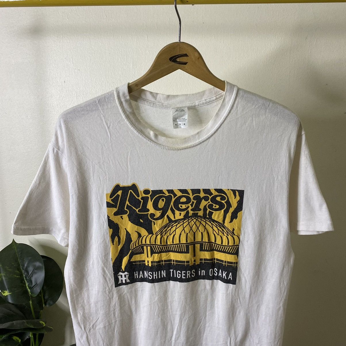 Japanese Brand Y2K Hanshin Tigers In Osaka Bathing Ape BAPE Style Tee Size US M / EU 48-50 / 2 - 2 Thumbnail