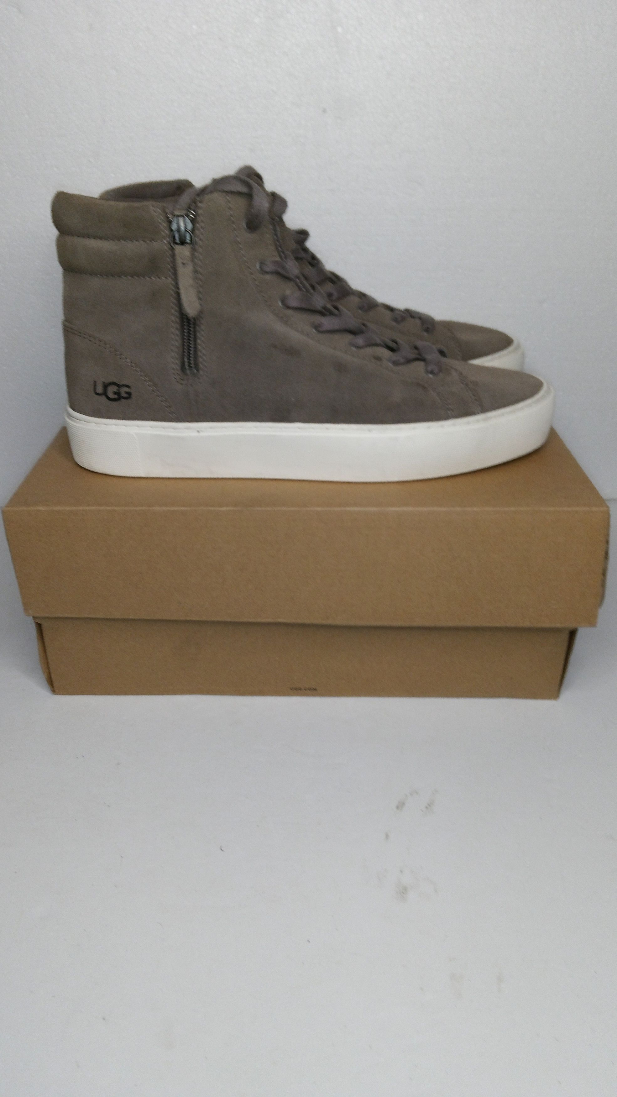 Ugg UGG Australia Olli Suede Leather Gray High Top Sneaker Size US 9.5 / IT 39.5 - 5 Thumbnail