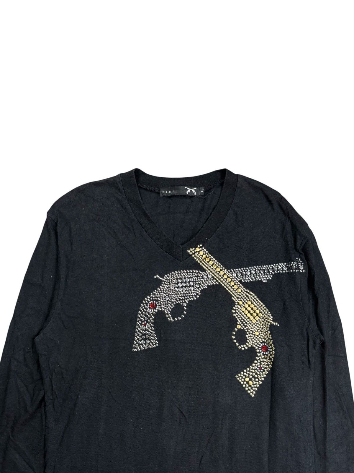 roarguns 2000s Roarguns - Double Pistols V-Neck Long Sleeve Size US M / EU 48-50 / 2 - 3 Thumbnail