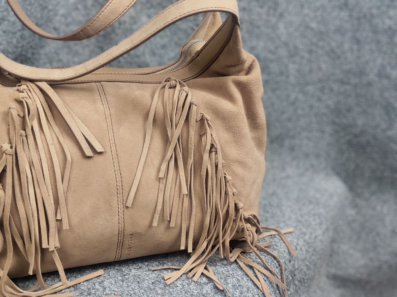 Vintage FredsBruder suede Leather fringe tan shoulder handbags Size ONE SIZE - 5 Thumbnail