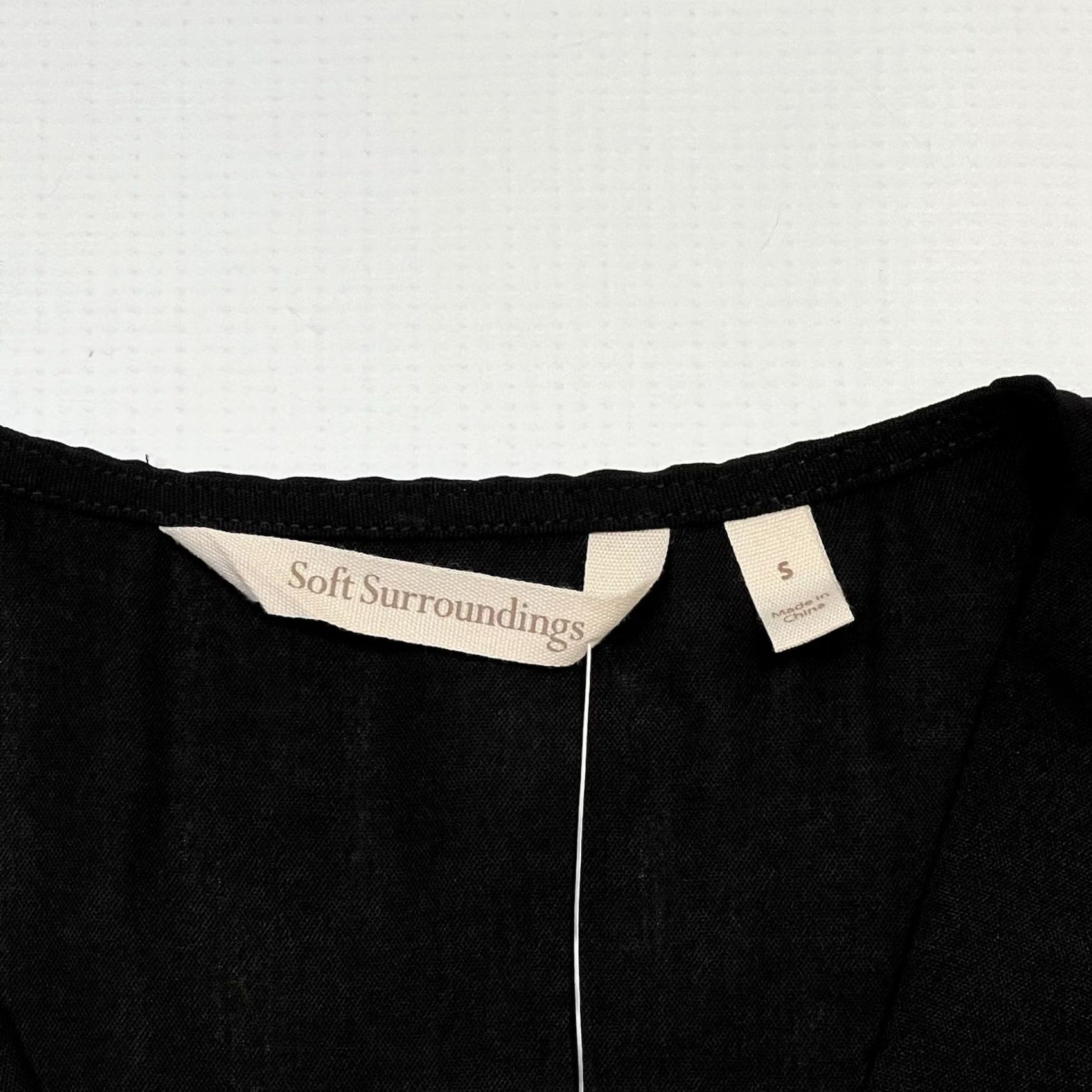 Soft Surroundings VINTAGE Soft Surroundings Tank Top Women’s Small Black Enka Twisted Front Whimsy NEW Size S / US 4 / IT 40 - 6 Thumbnail