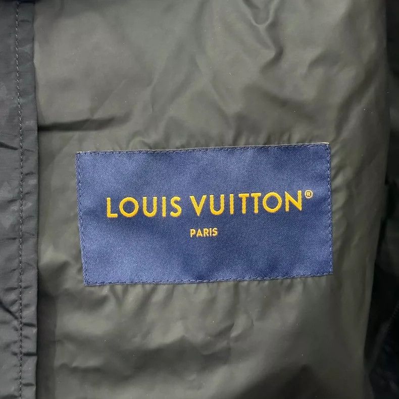 Louis Vuitton Louis Vuitton Black hooded assault jacket with dark stripe Size US S / EU 44-46 / 1 - 4 Thumbnail