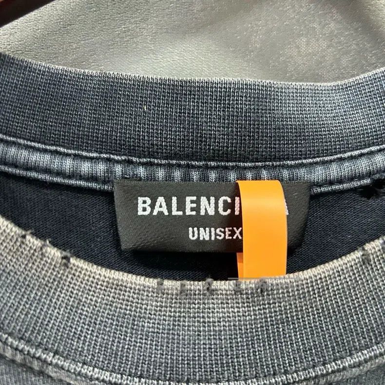 Balenciaga Balenciaga Black distressed distressed double B scissors l Size US S / EU 44-46 / 1 - 3 Thumbnail