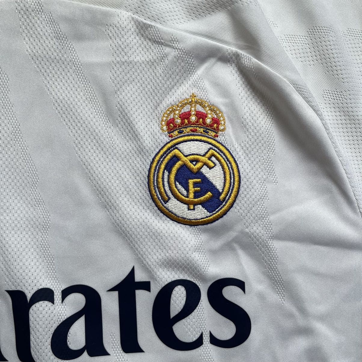 Adidas Real Madrid Home Jersey Size US M / EU 48-50 / 2 - 4 Thumbnail