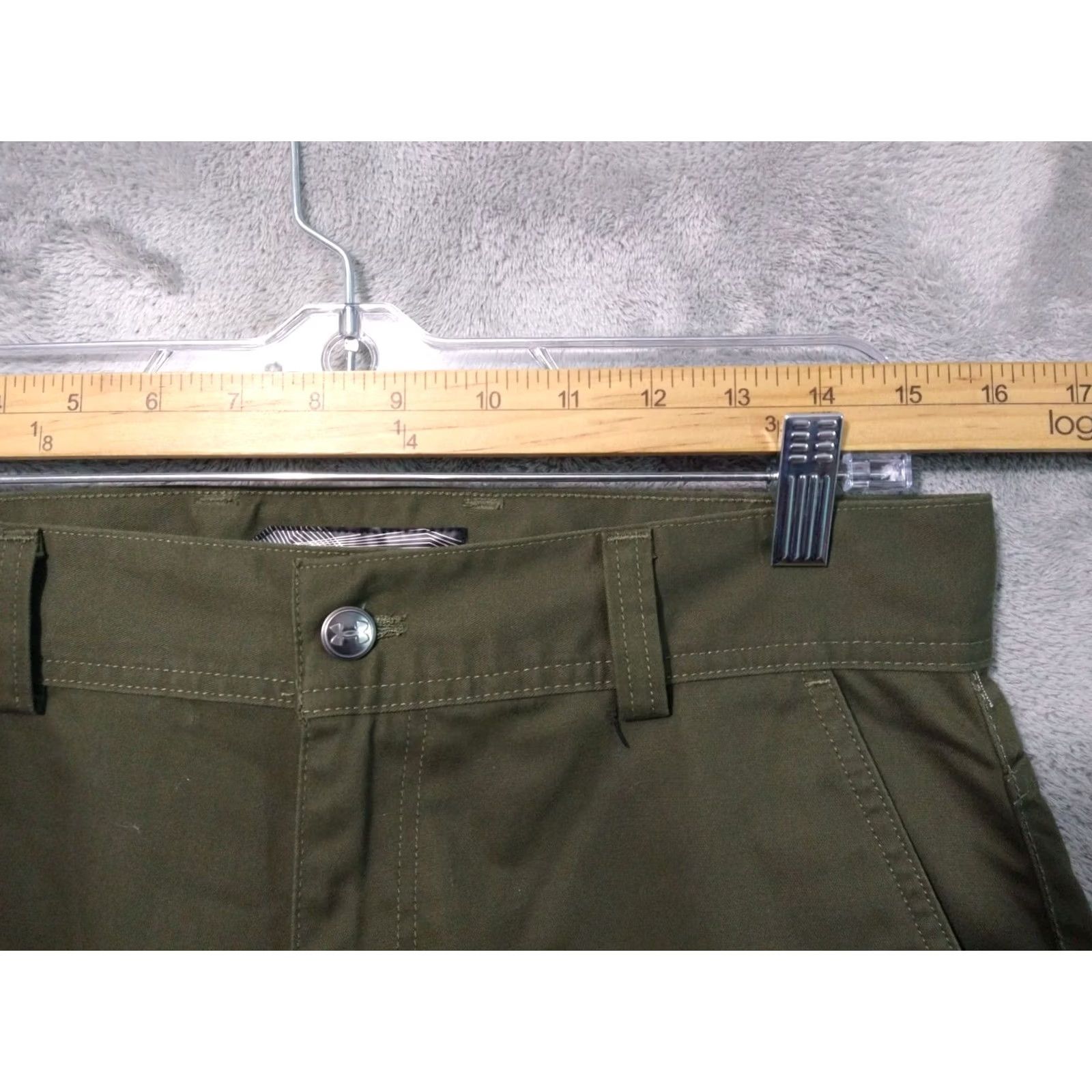 Under Armour Under Armour Shorts Men 30 Green Cargo Safari Canvas Flat Front Lot of 2 Size US 30 / EU 46 - 3 Thumbnail