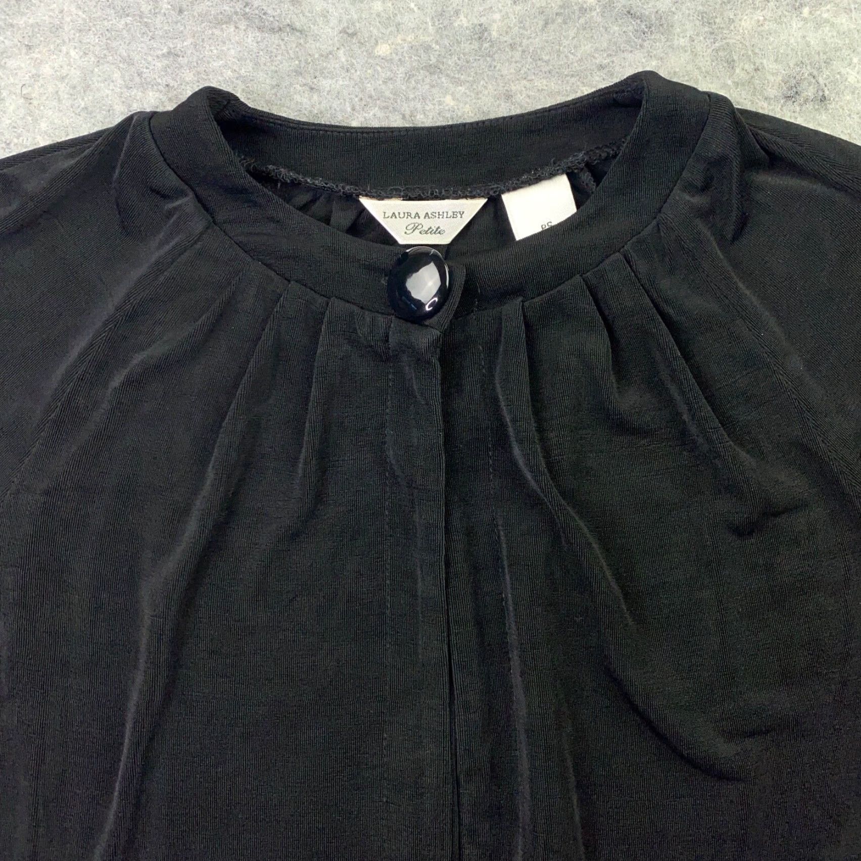 Laura Ashley VINTAGE Laura Ashley Womens Shirt Cardigan Open Long Sleeve Black Petite PS Velvet Solid Round Neck Womens Cardigan 90s? Size S / US 4 / IT 40 - 3 Thumbnail