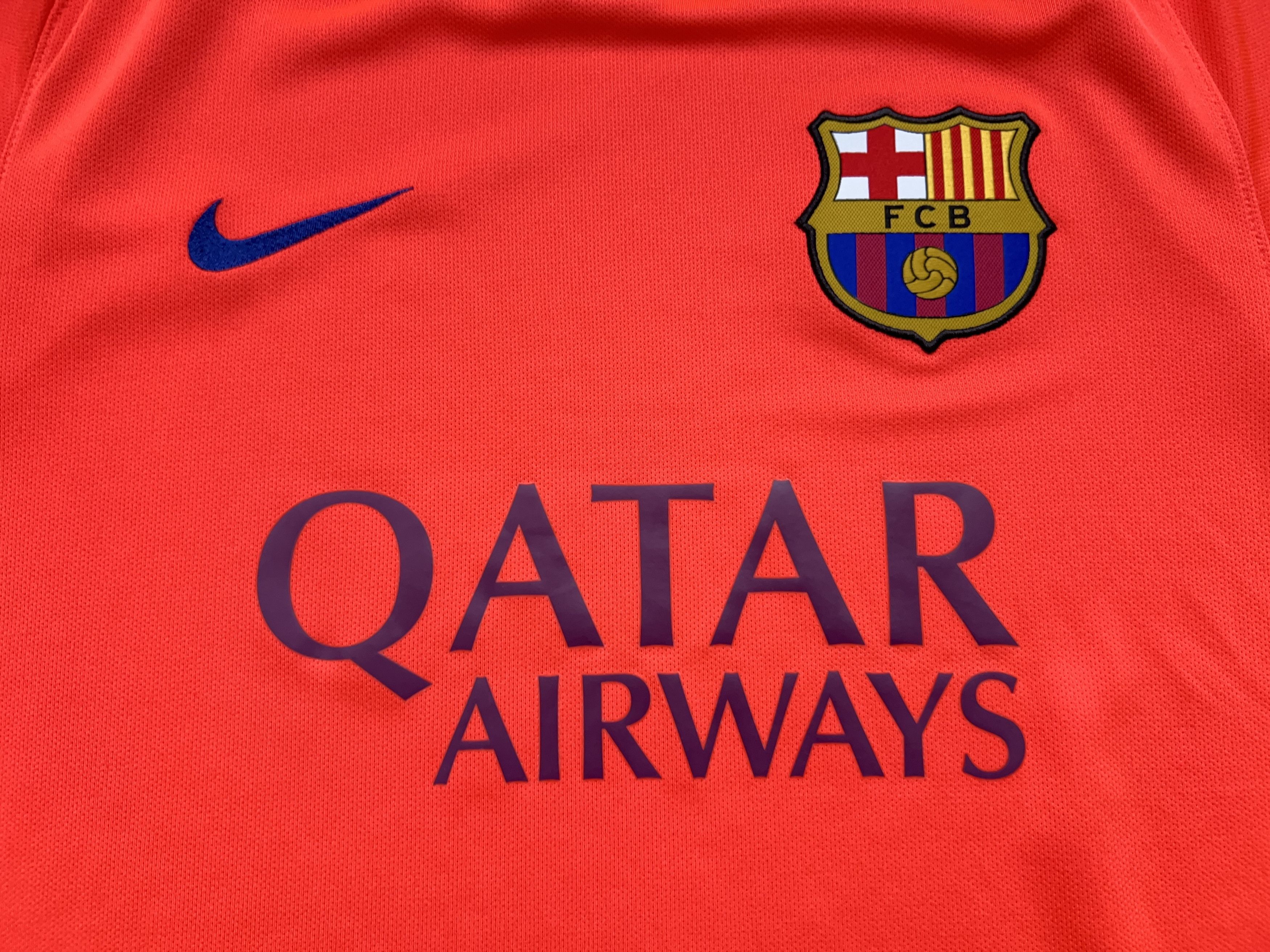 Nike FCB 2014 2015 Away Football Soccer Kit Set Jersey Shorts Size US M / EU 48-50 / 2 - 4 Thumbnail