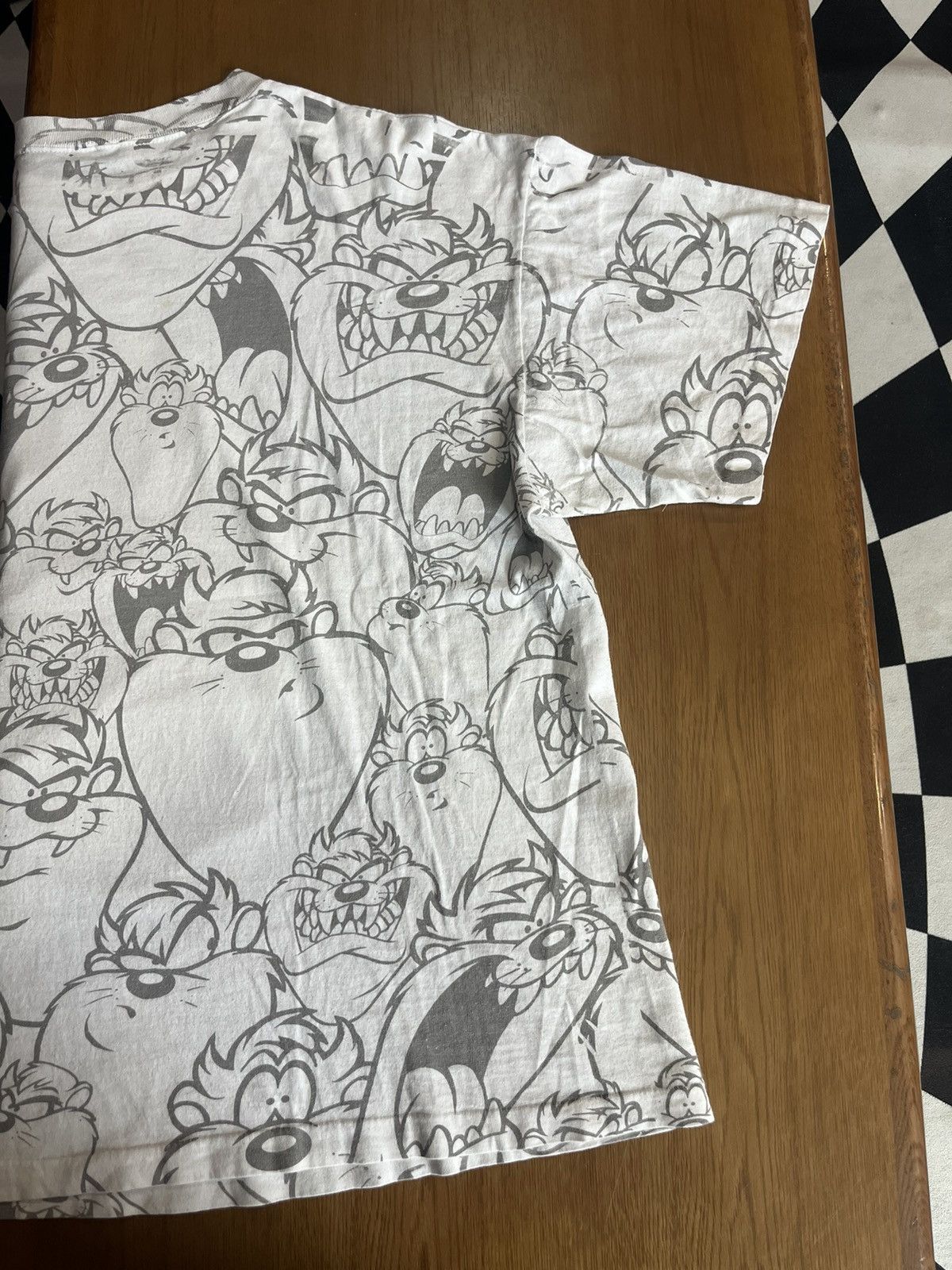 Warner Bros Vintage TAZ (ovp) Looneytunes 1993’s Warner Bros Tshirt Size US XL / EU 56 / 4 - 11 Thumbnail