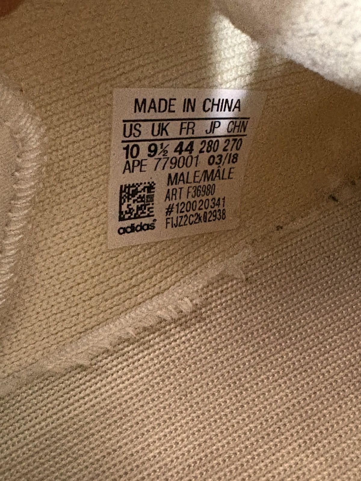 Yeezy 2018 Yeezy Boost 350 V2 'Butter' Size US 10 / EU 43 - 6 Thumbnail