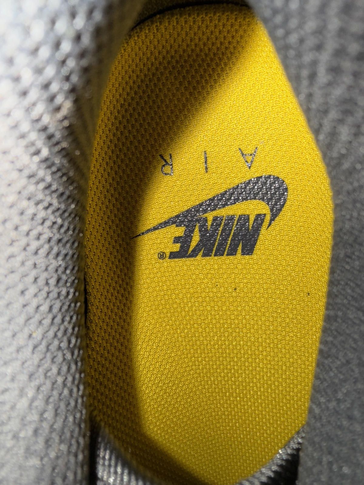 Nike Nike Men’s Air Max 1 Essential Batman 2.0 Sample Size US 9 / EU 42 - 7 Thumbnail