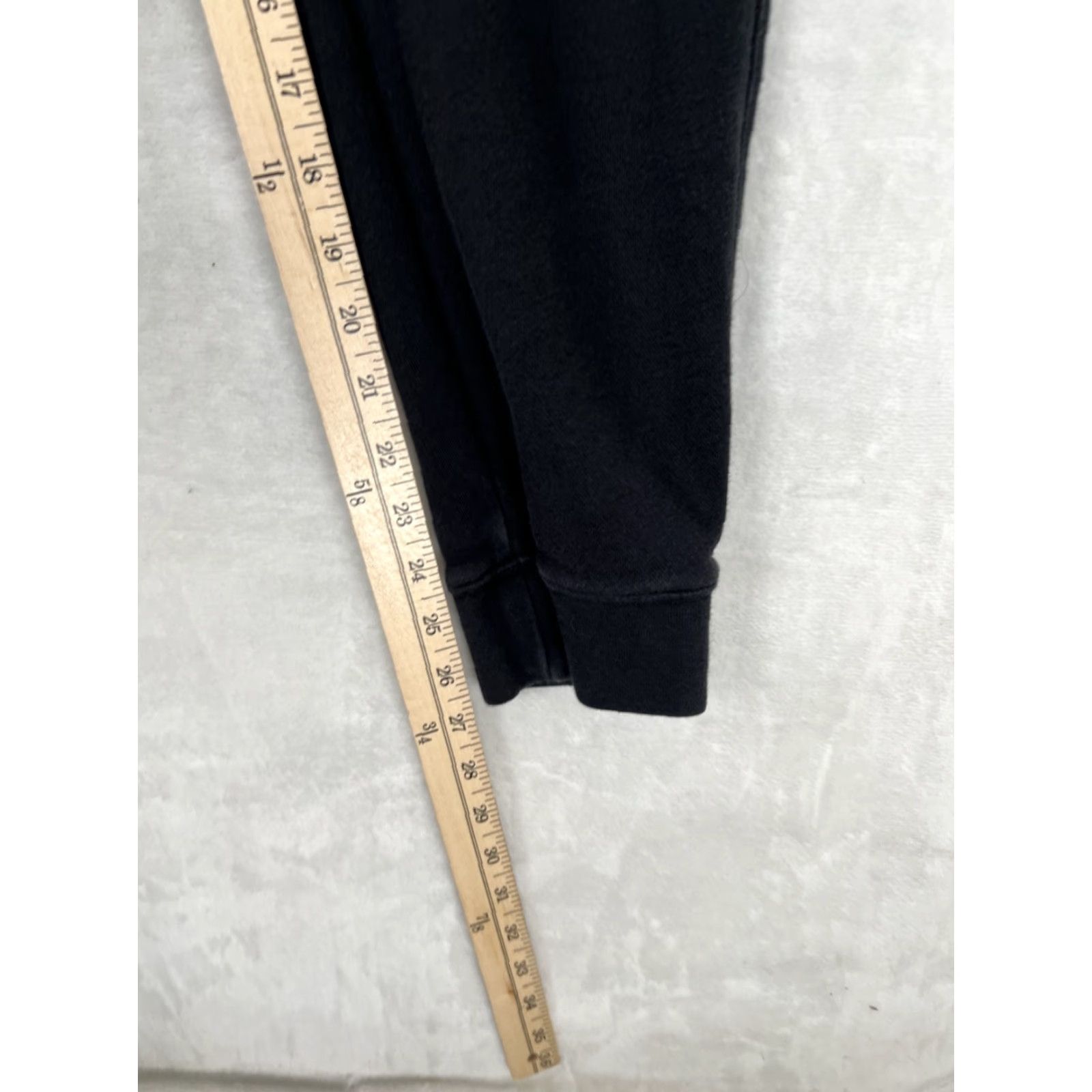 Nike Nike Jogger Pants Women’s Medium Black Cuffed Fleece Tapered Inseam 30 in Activewear Logo Pockets Winter Fall Spring Athleisure Sports Gym & Training Size 32" / US 10 / IT 46 - 3 Thumbnail