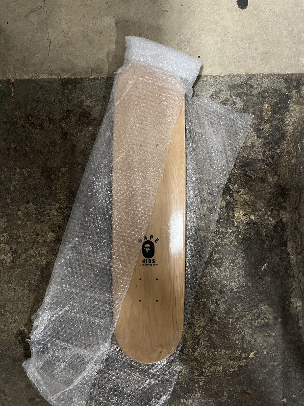 Bape Baby Milo Skateboard Size ONE SIZE - 2 Thumbnail