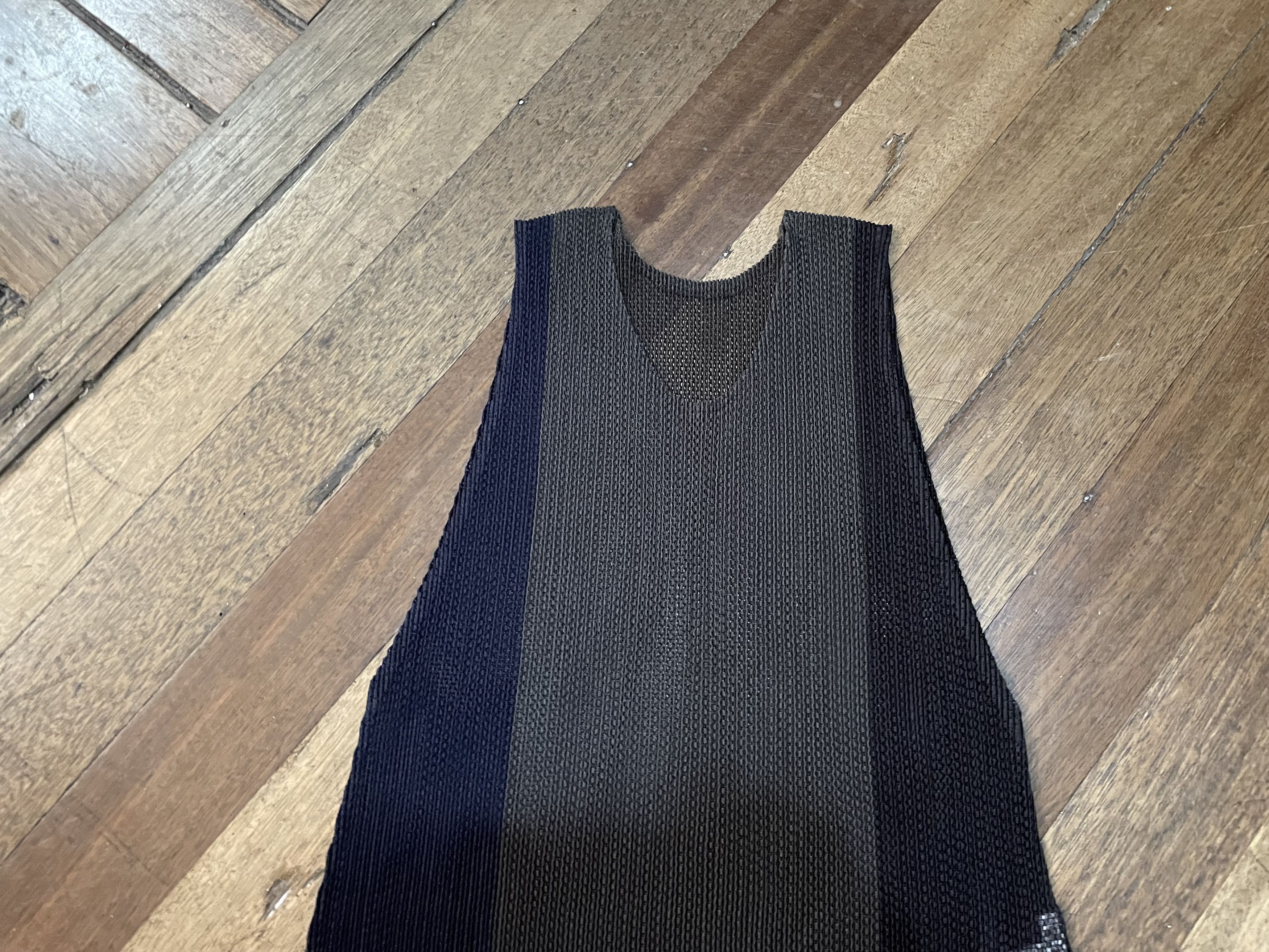 Pleats Please Issey Miyake Pleats Please - Mesh Tank Top - 3 Tone Size M / US 6-8 / IT 42-44 - 2 Thumbnail