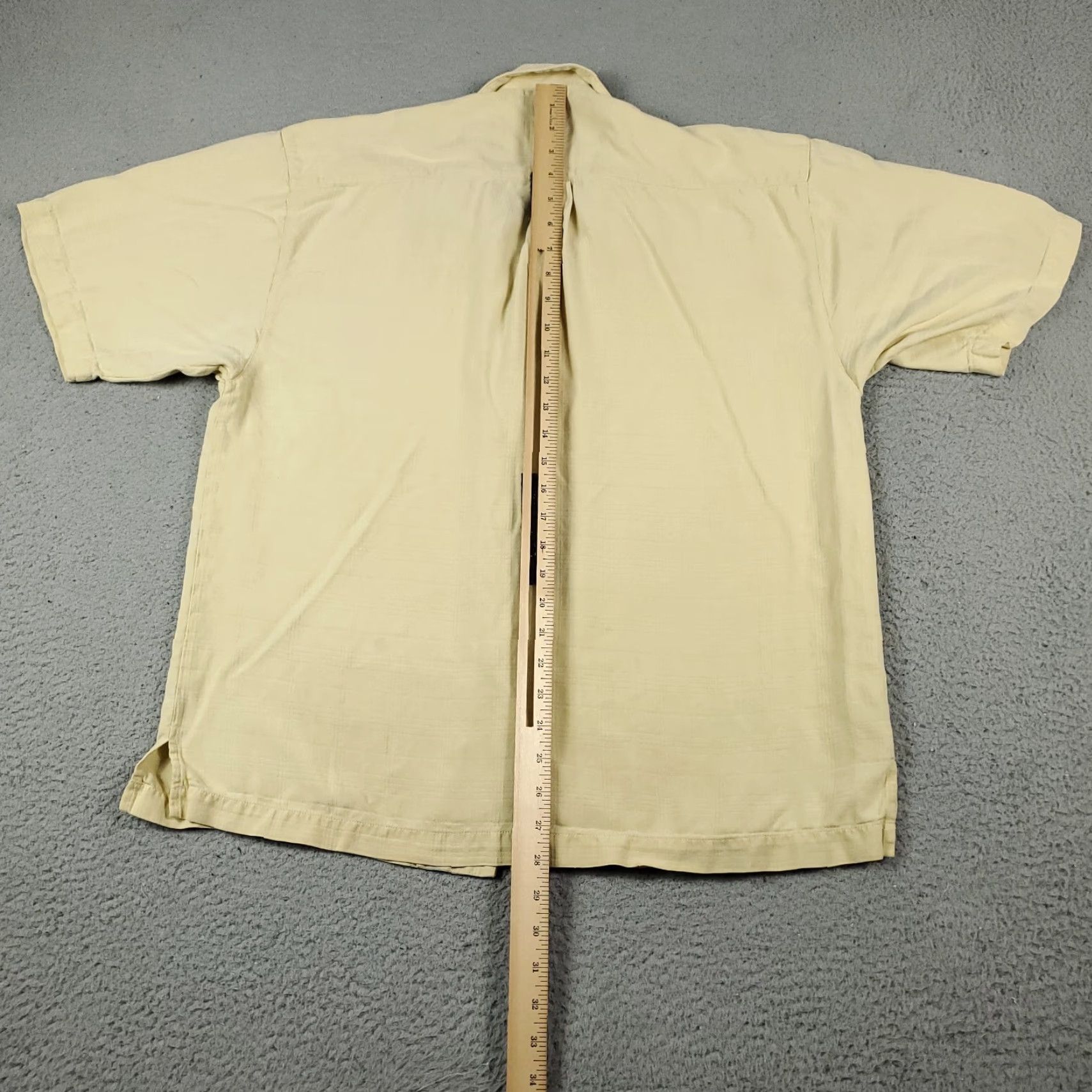 Tommy Bahama VINTAGE Tommy Bahama Shirt Mens Large Yellow Silk Hawaiian Camp Button Up? Size US L / EU 52-54 / 3 - 5 Thumbnail