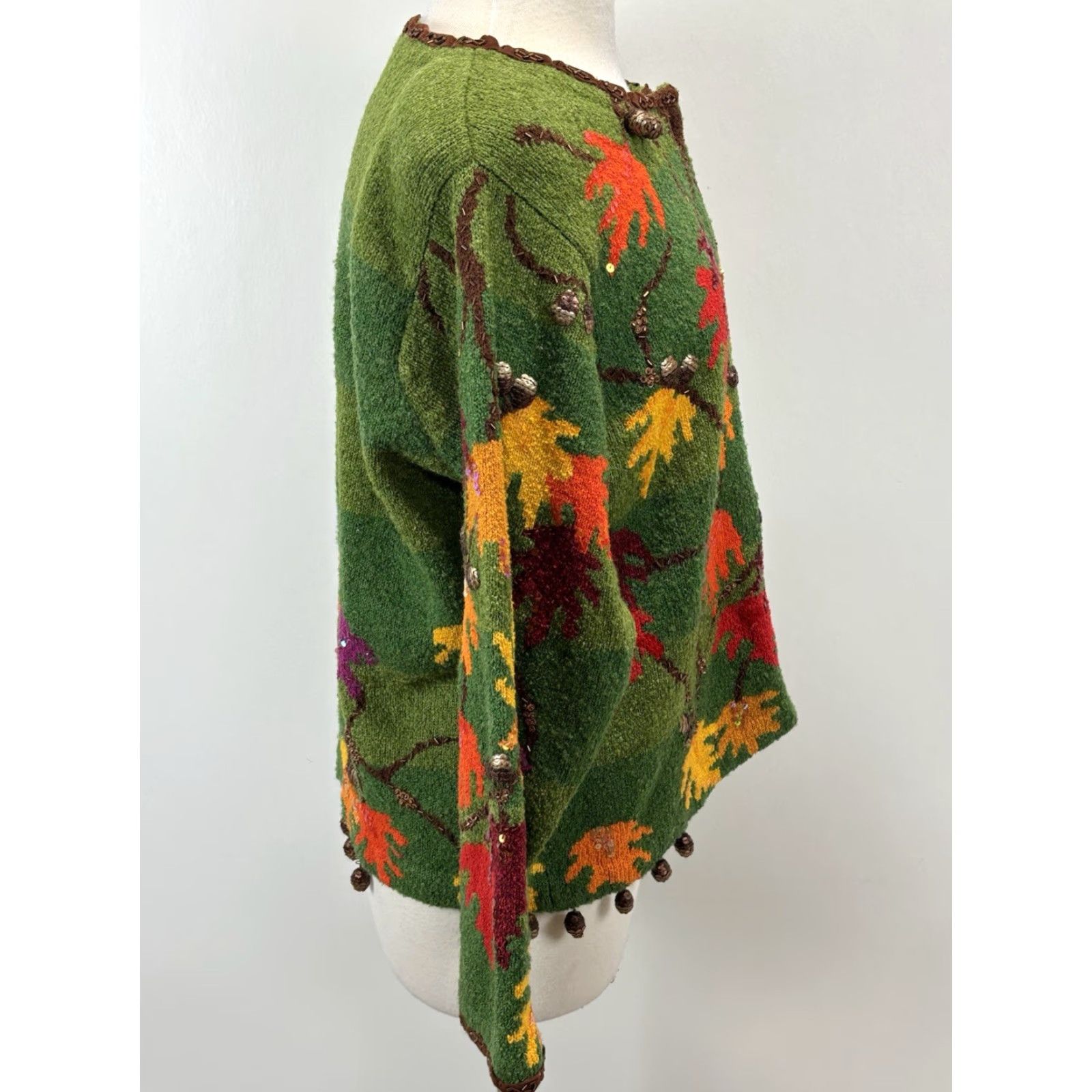X-LARGE VINTAGE Design Options Sweater Cardigan Women XL Green Leaves Ramie Blend 3D Acorns Sequin Fall 90s Style Mens? Womens? (Note: Gender at end) Size XL / US 12-14 / IT 48-50 - 4 Thumbnail