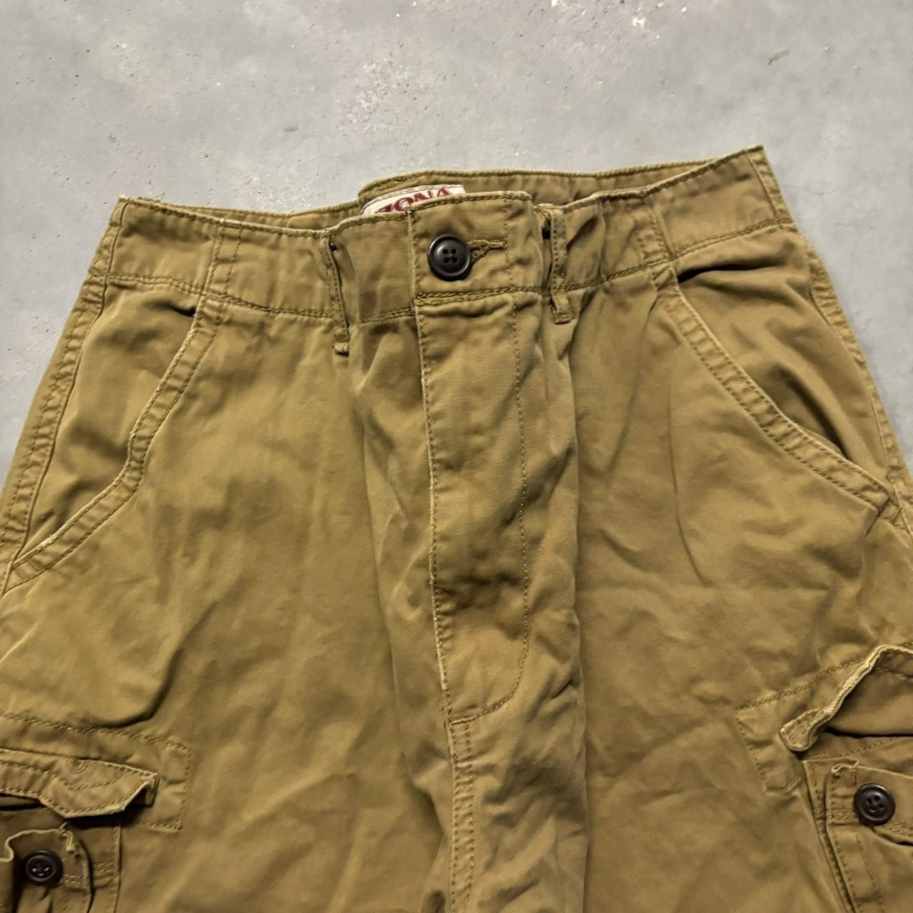 Japanese Brand × Vintage Crazy Vintage Y2K/2000s Baggy Khaki Skater Style Cargo Shorts! Size US 36 / EU 52 - 2 Thumbnail